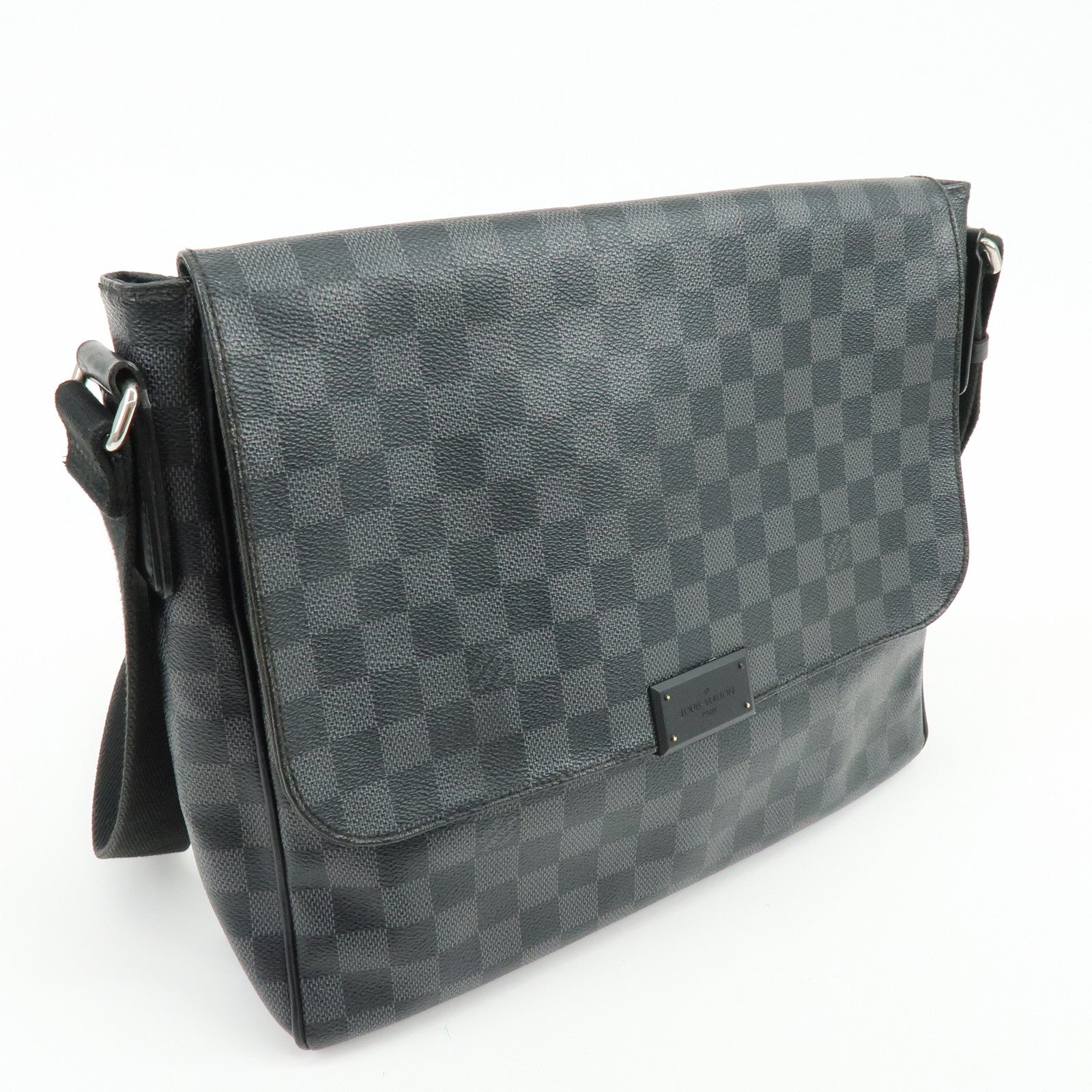 Louis Vuitton Damier Graphite District PM Shoulder Bag Noir N41260