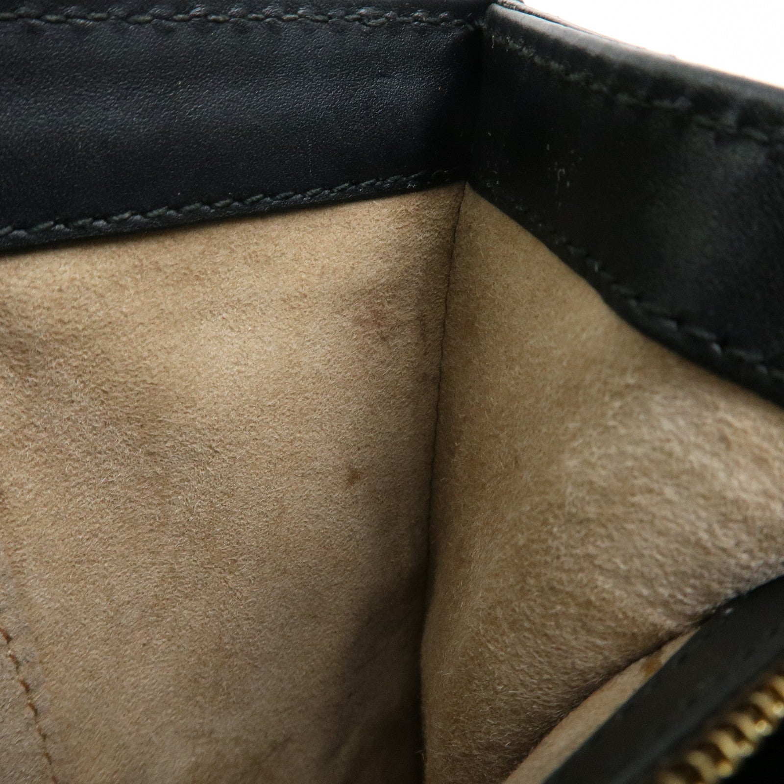 Gucci Sylvie Sherry Leather Shoulder Bag Crossbody Bag Black 421882