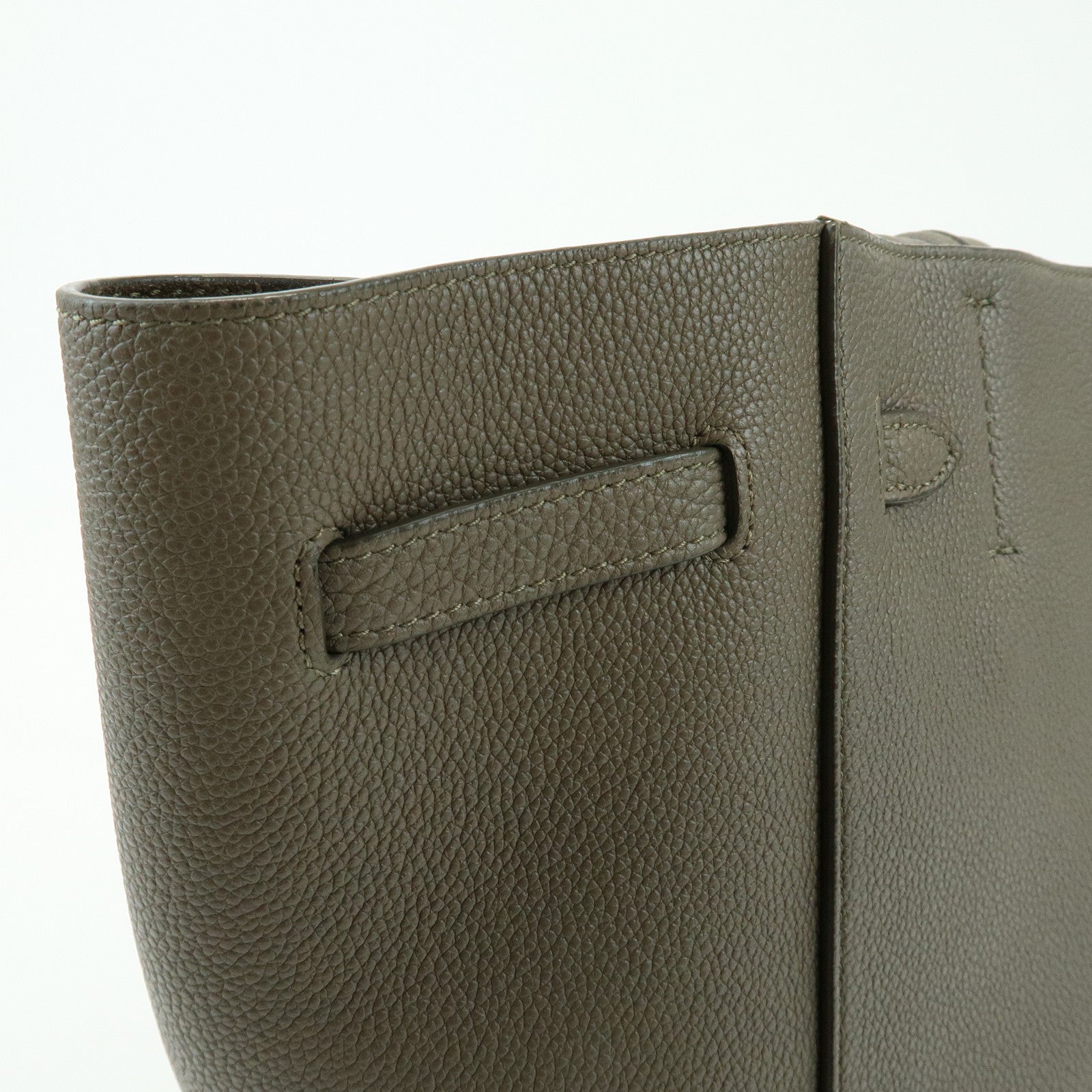 CELINE Cabas Phantom Soft Grained Calf Leather Medium Tote Bag