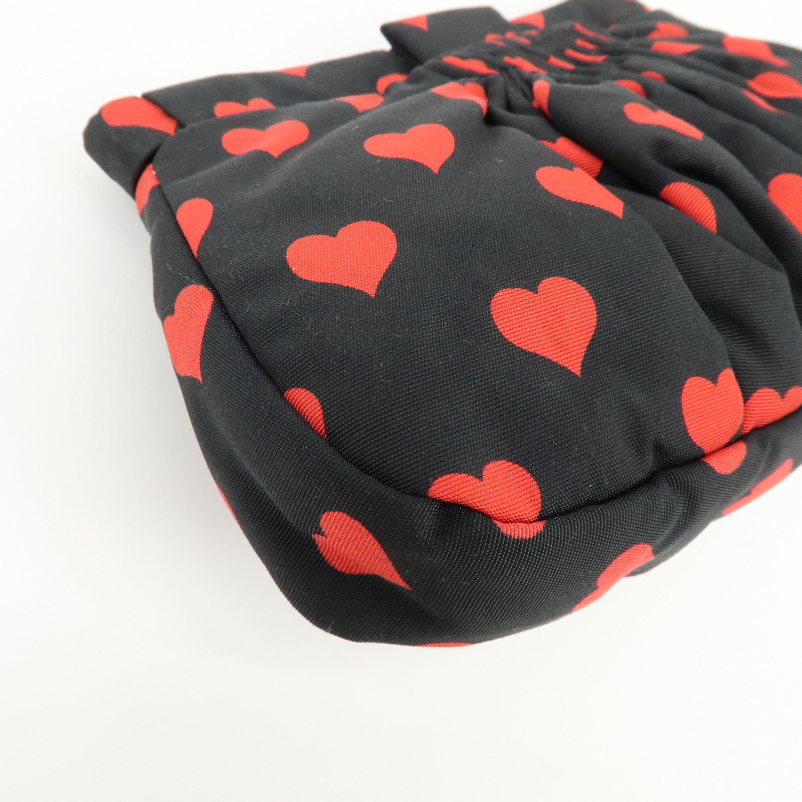 MIU MIU Nylon Heart Clutch Bag Pouch Black Red 5ND012