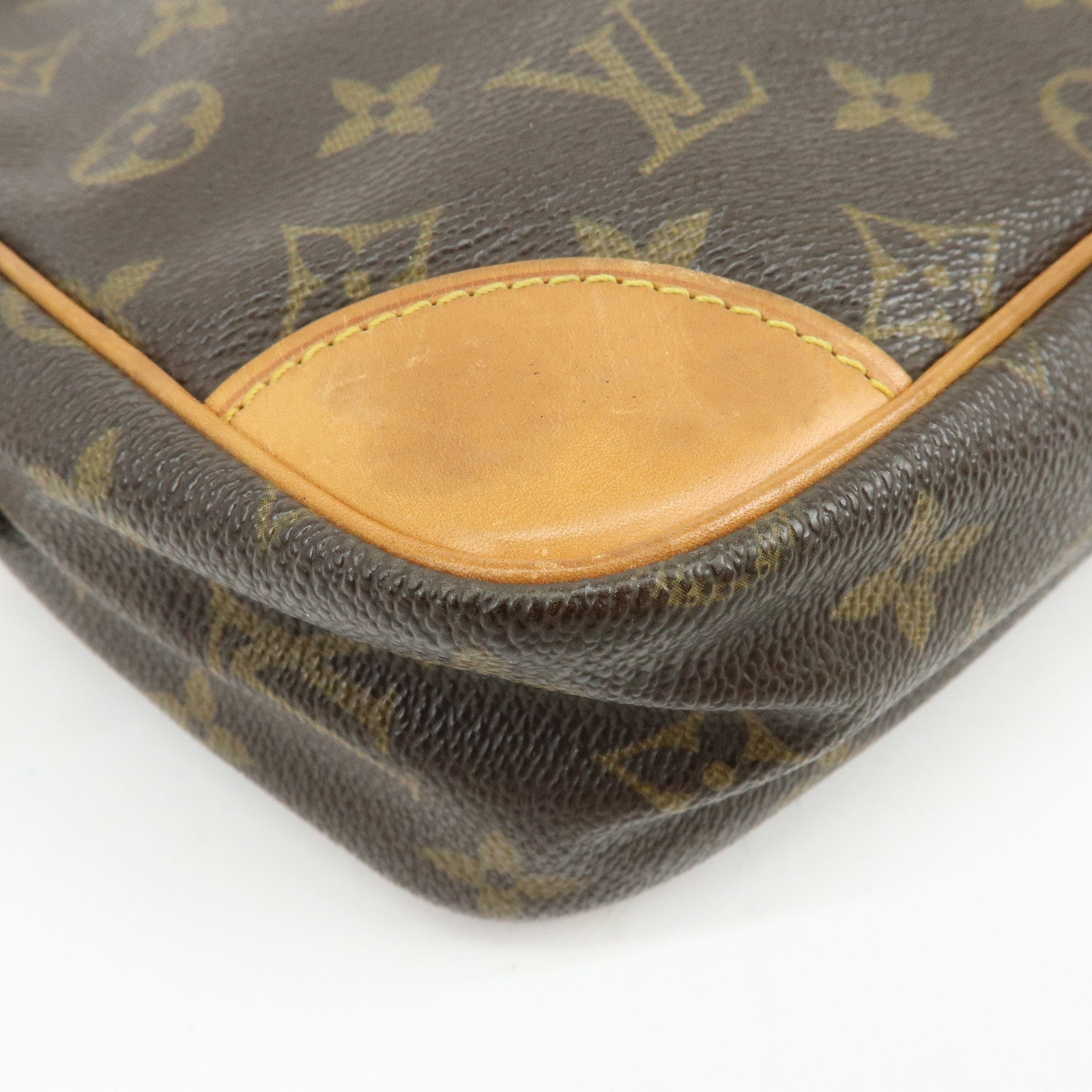 Louis Vuitton Monogram Compiegne 28 Pouch Clutch Bag Brown M51845