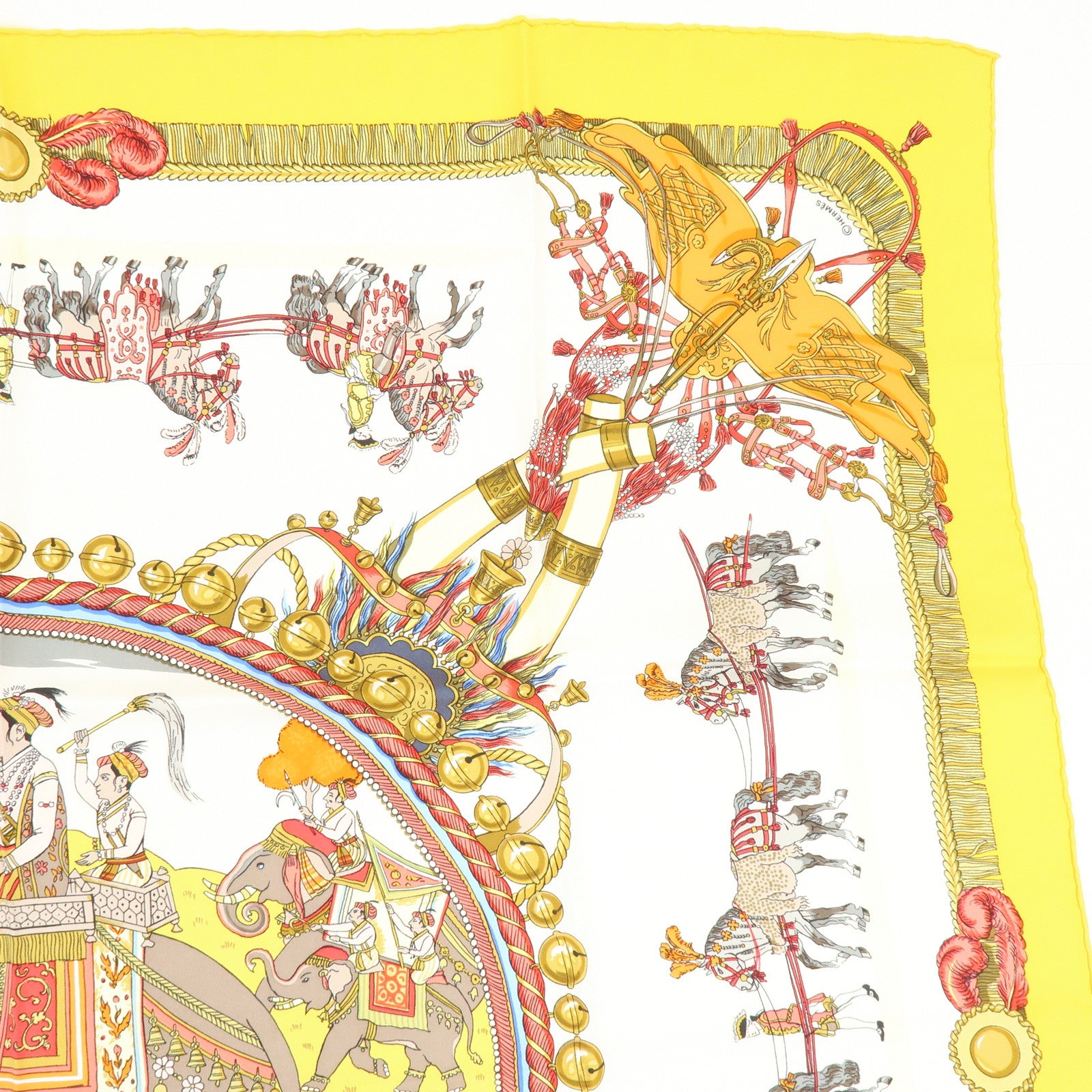 HERMES Carre 90 Silk 100 % Scarf CAPARAÇONS DE LA FRANCE ET DE L'INDE