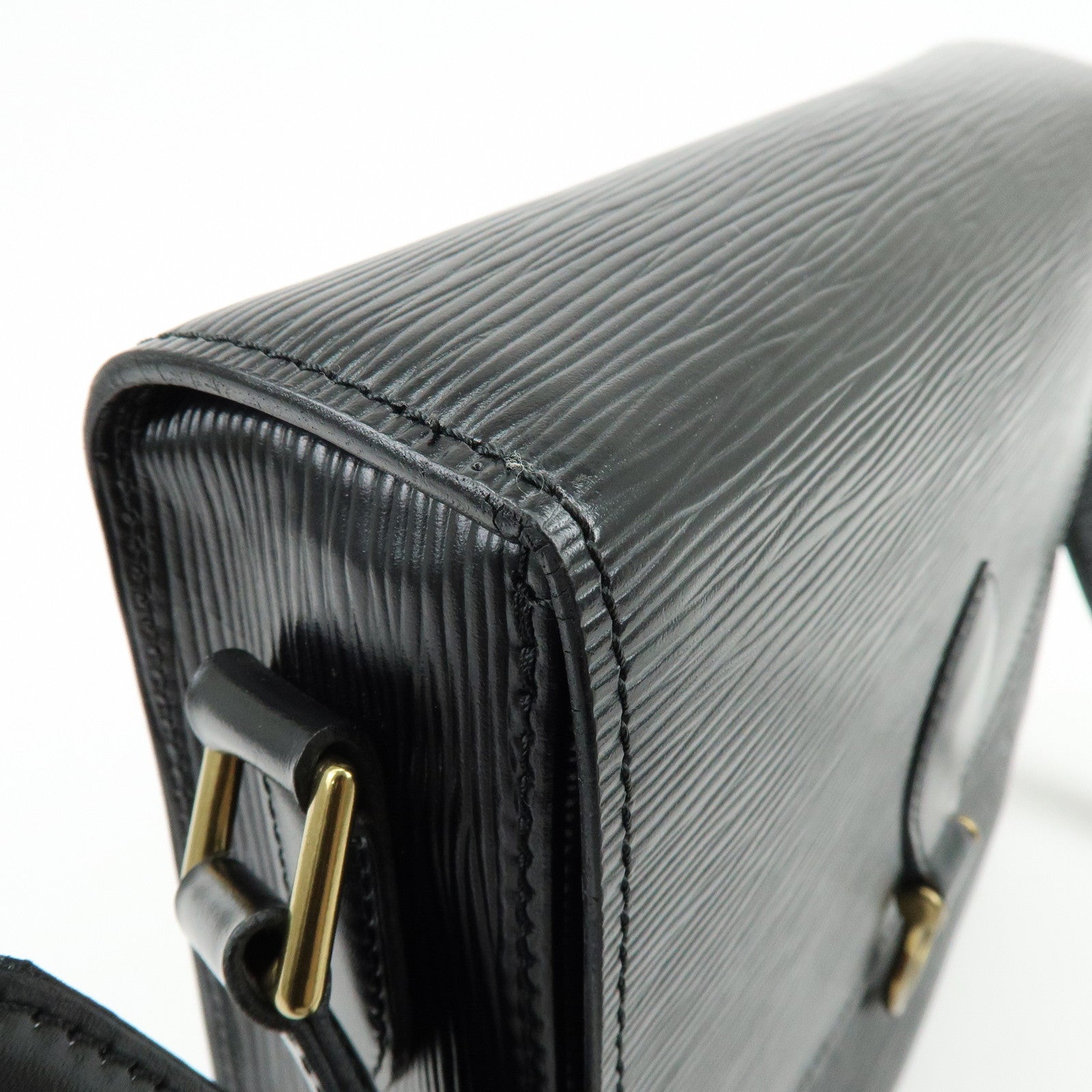 Louis Vuitton Epi Saint Cloud Shoulder Bag Black Noir M52192