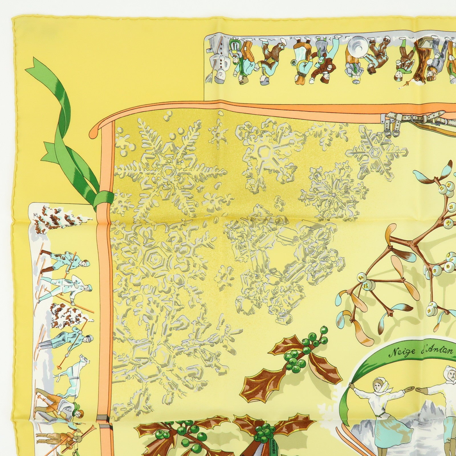 HERMES Carre 90 Silk 100% Scarf  Neige d'Antan Yellow