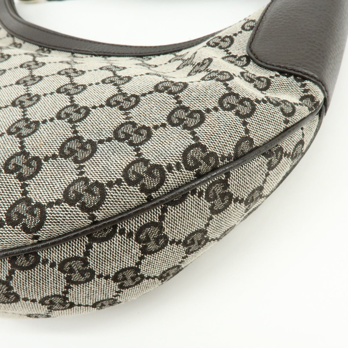 GUCCI GG Canvas Leather Shoulder Bag Dark Brown 257297