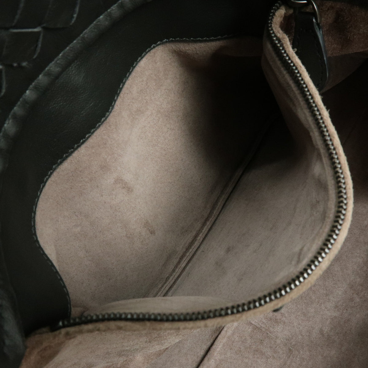 BOTTEGA VENETA Garda Intrecciato Leather Shoulder Bag Hand Bag Black