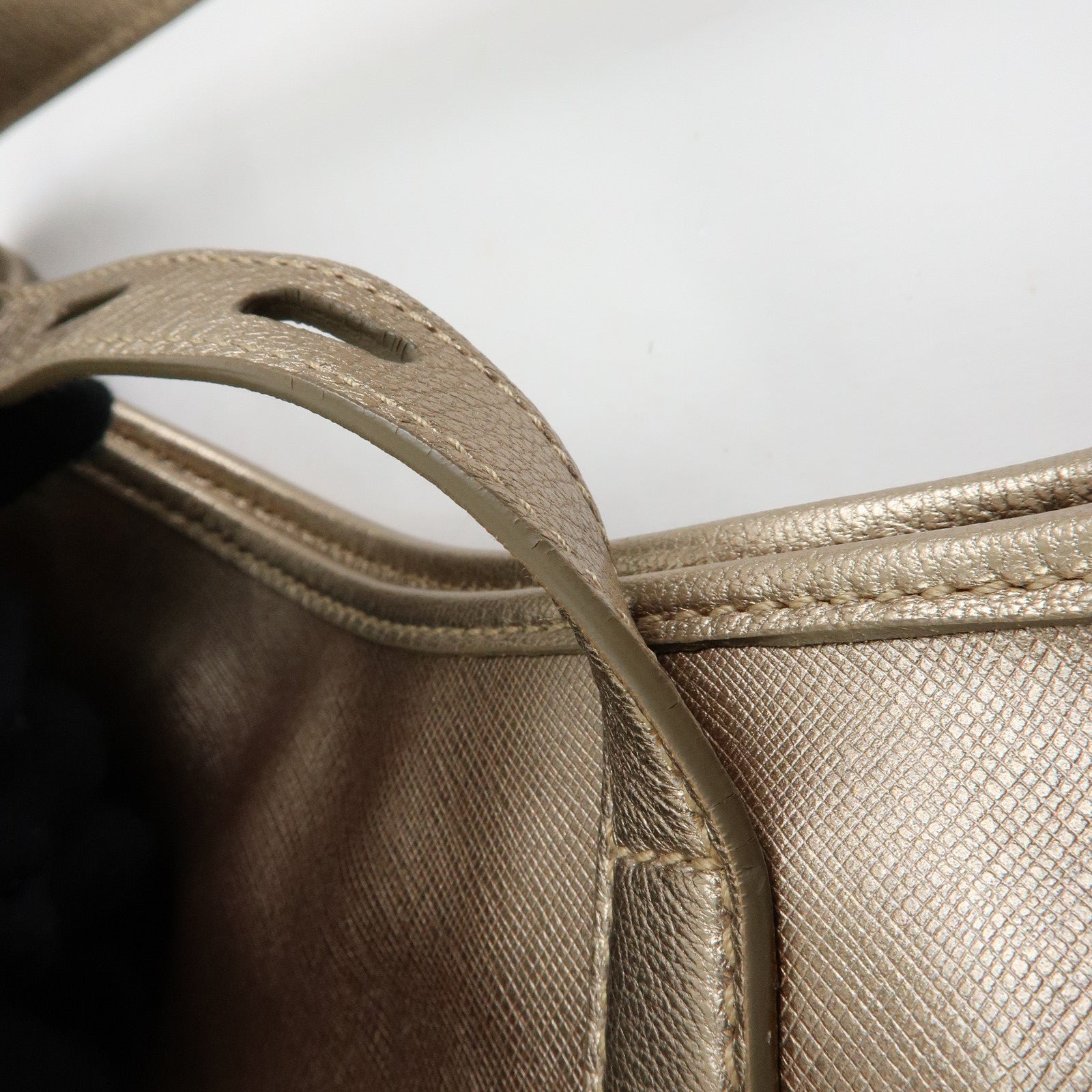 Ferragamo Gancini Leather Shoulder Bag Hand Bag Metallic Pink Beige
