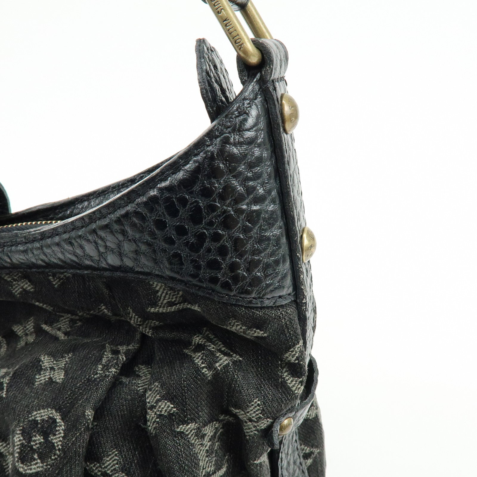 Louis Vuitton Monogram Denim XS Shoulder Crossbody Bag Noir M95608