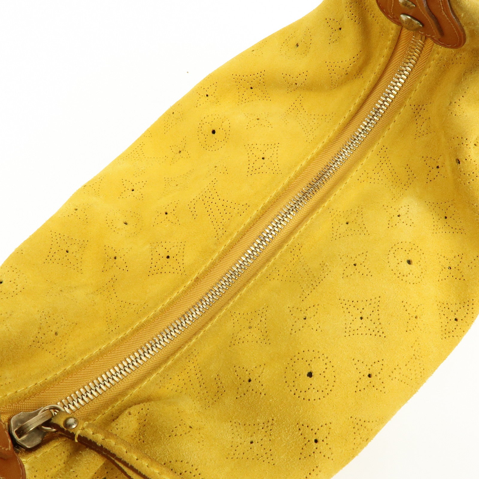 louis-vuitton-monogram-mahina-onata-gm-shoulder-bag-yellow-m95118-1