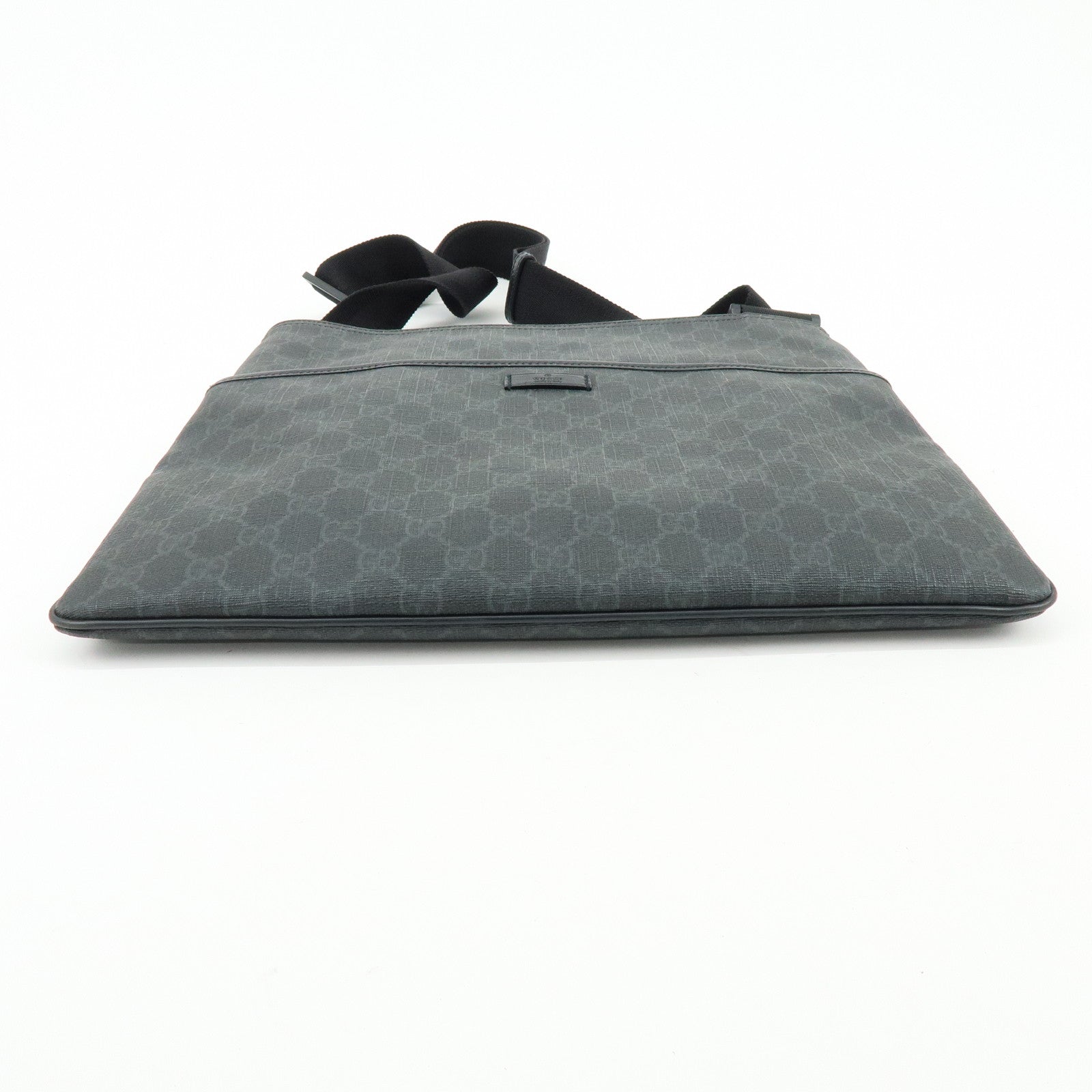GUCCI GG Supreme Leather Shoulder Bag Crossbody Bag Black 162904