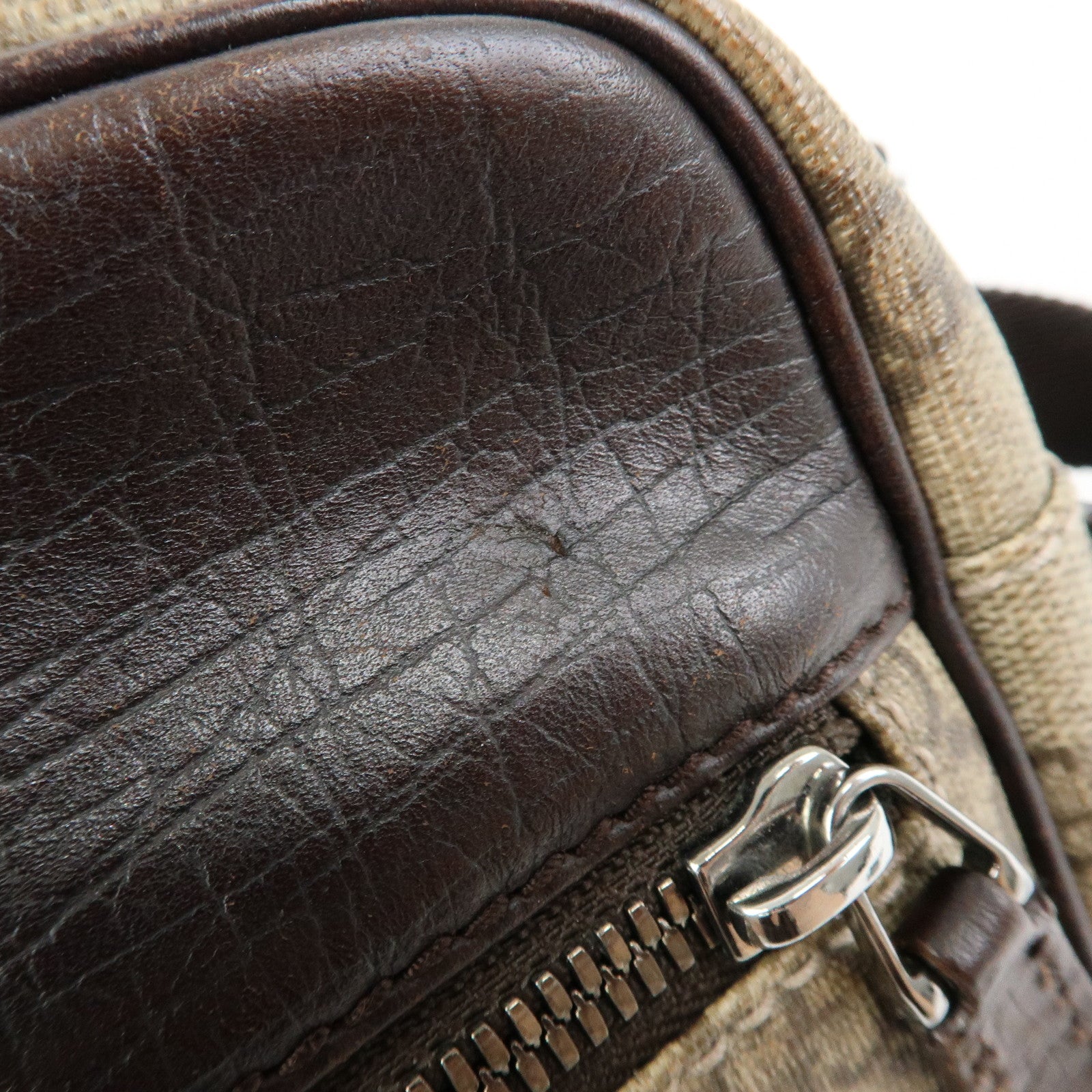 Gucci GG Canvas Leather Shoulder Bag Crossbody Bag Brown 114291