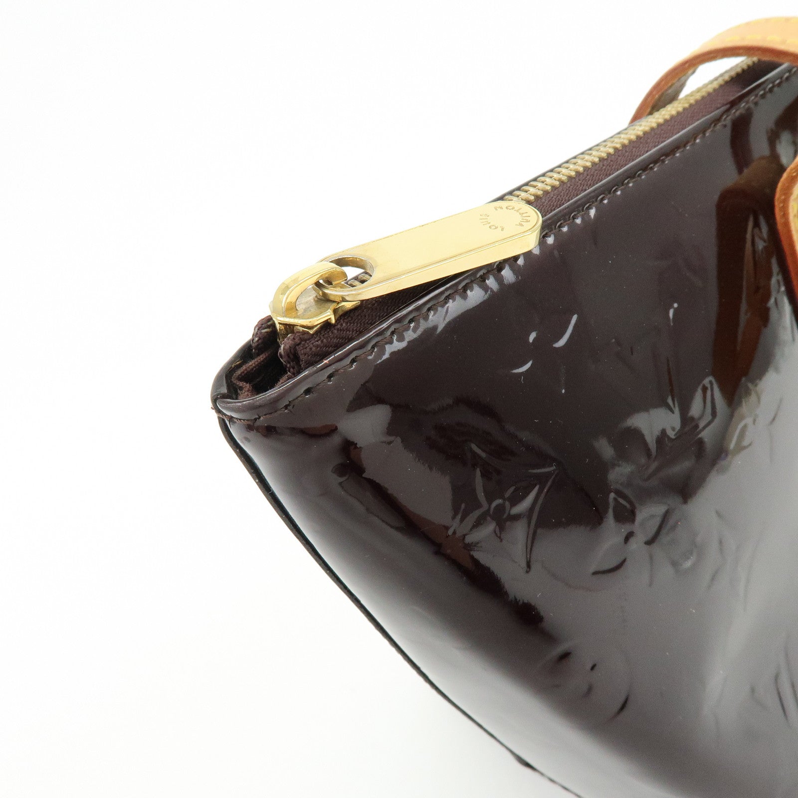 Louis Vuitton Monogram Vernis Bellevue PM Hand Bag Violet M93584