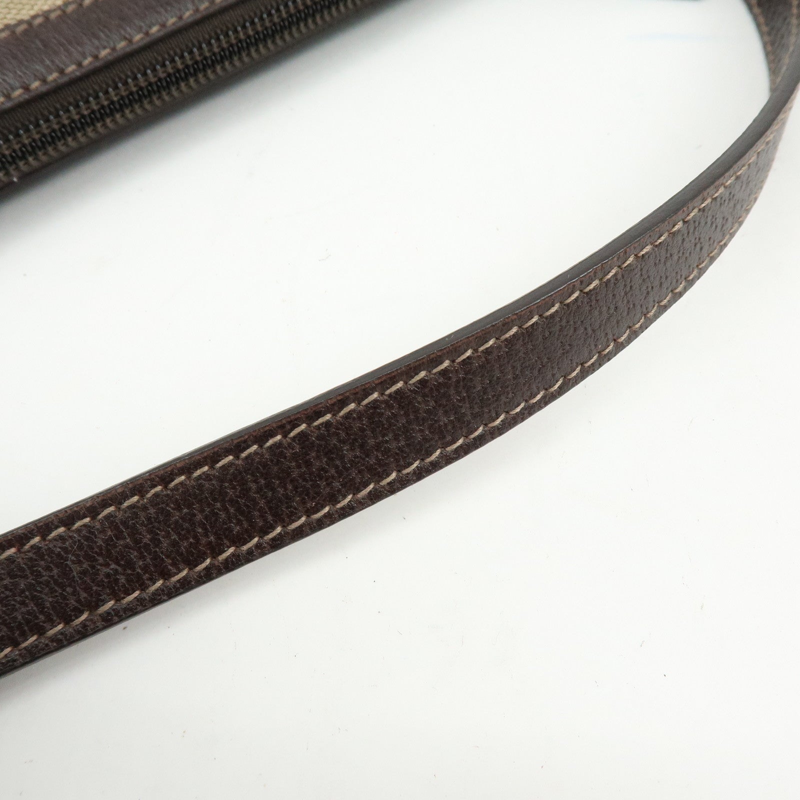 GUCCI Abbey GG Canvas Leather Accessory Pouch Hand Bag Brown 145750
