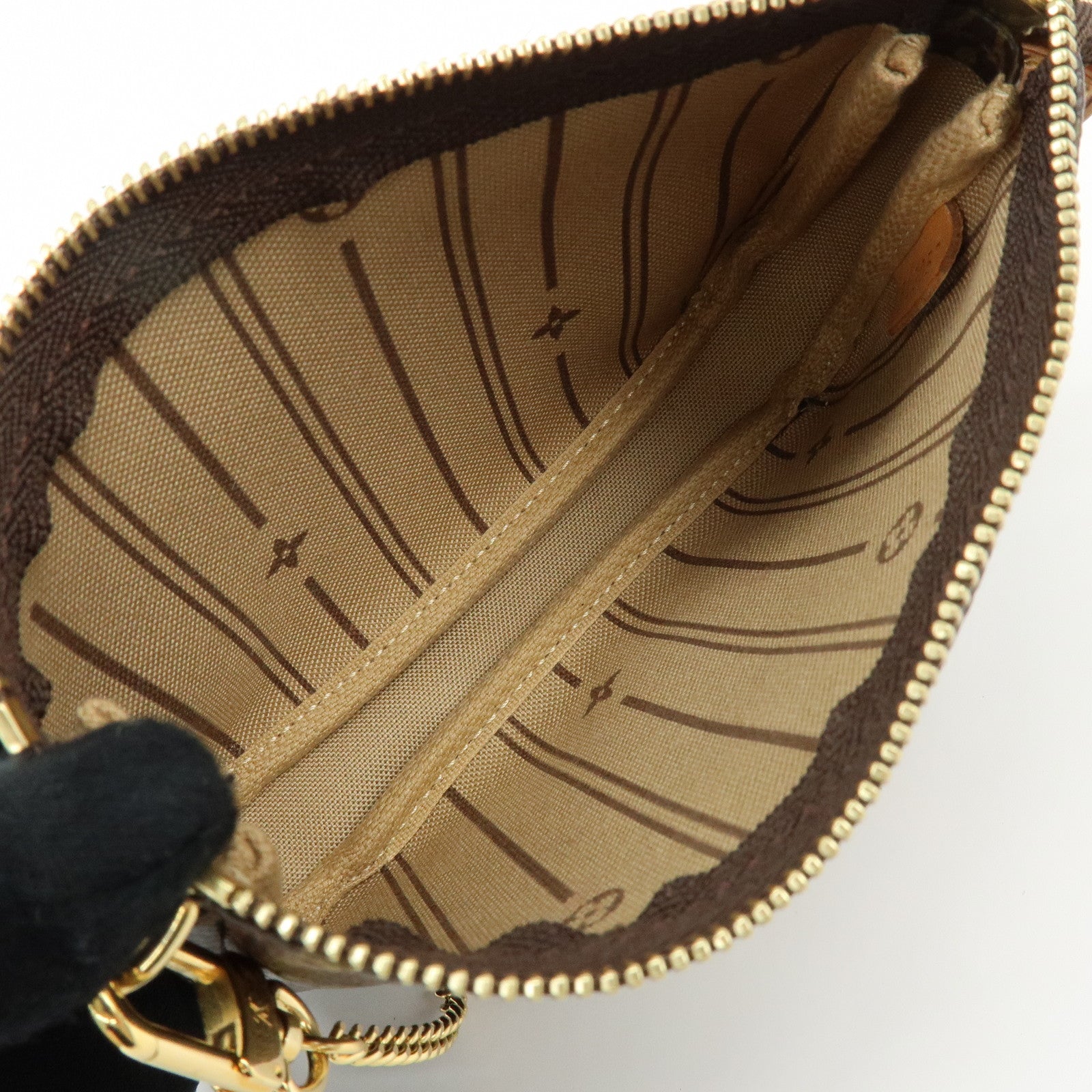 Louis Vuitton Monogram T&B Mini Pochette Accessoires Hand Bag M60153