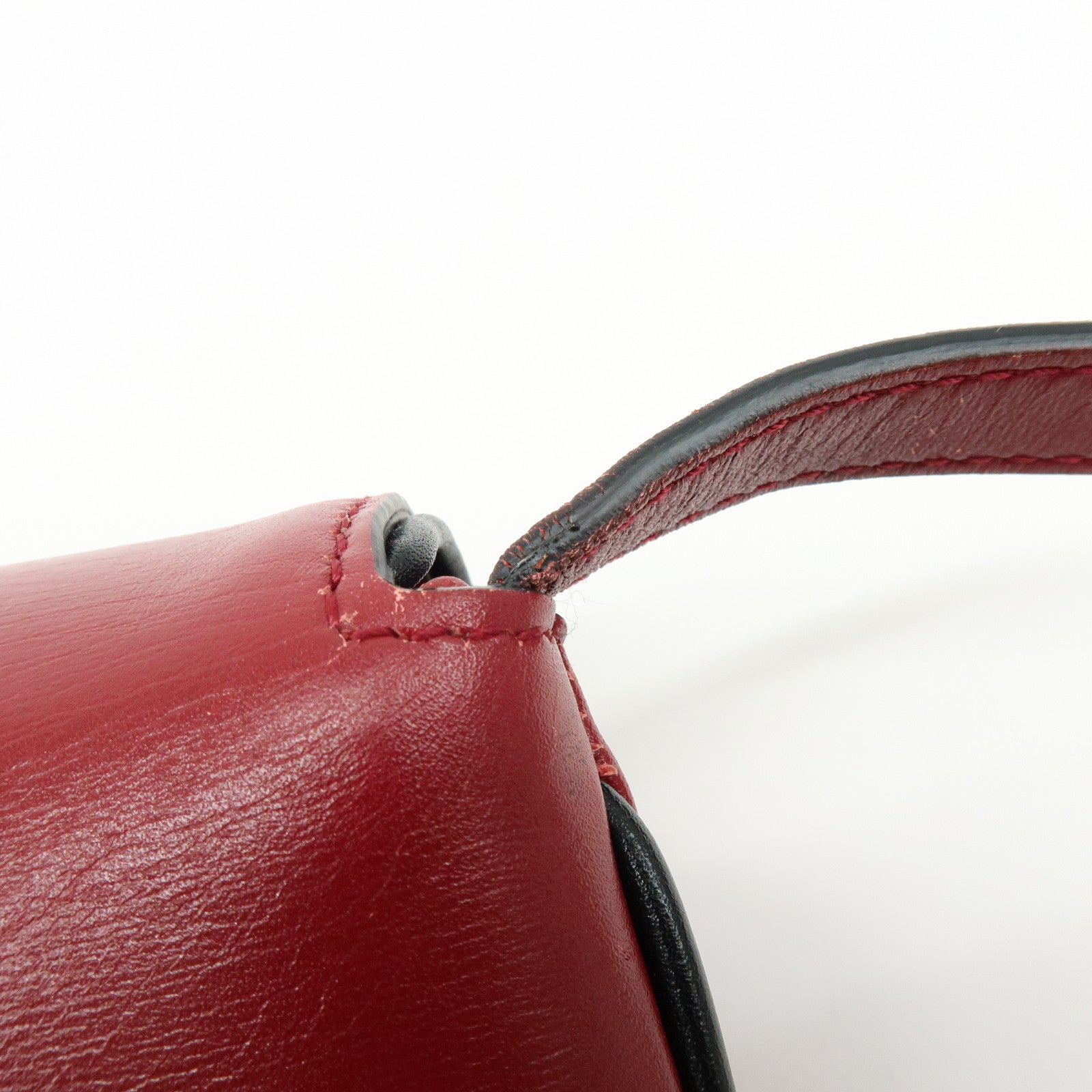 GUCCI Double G Arli Leather Shoulder Bag Crossbody Bag Red 550129