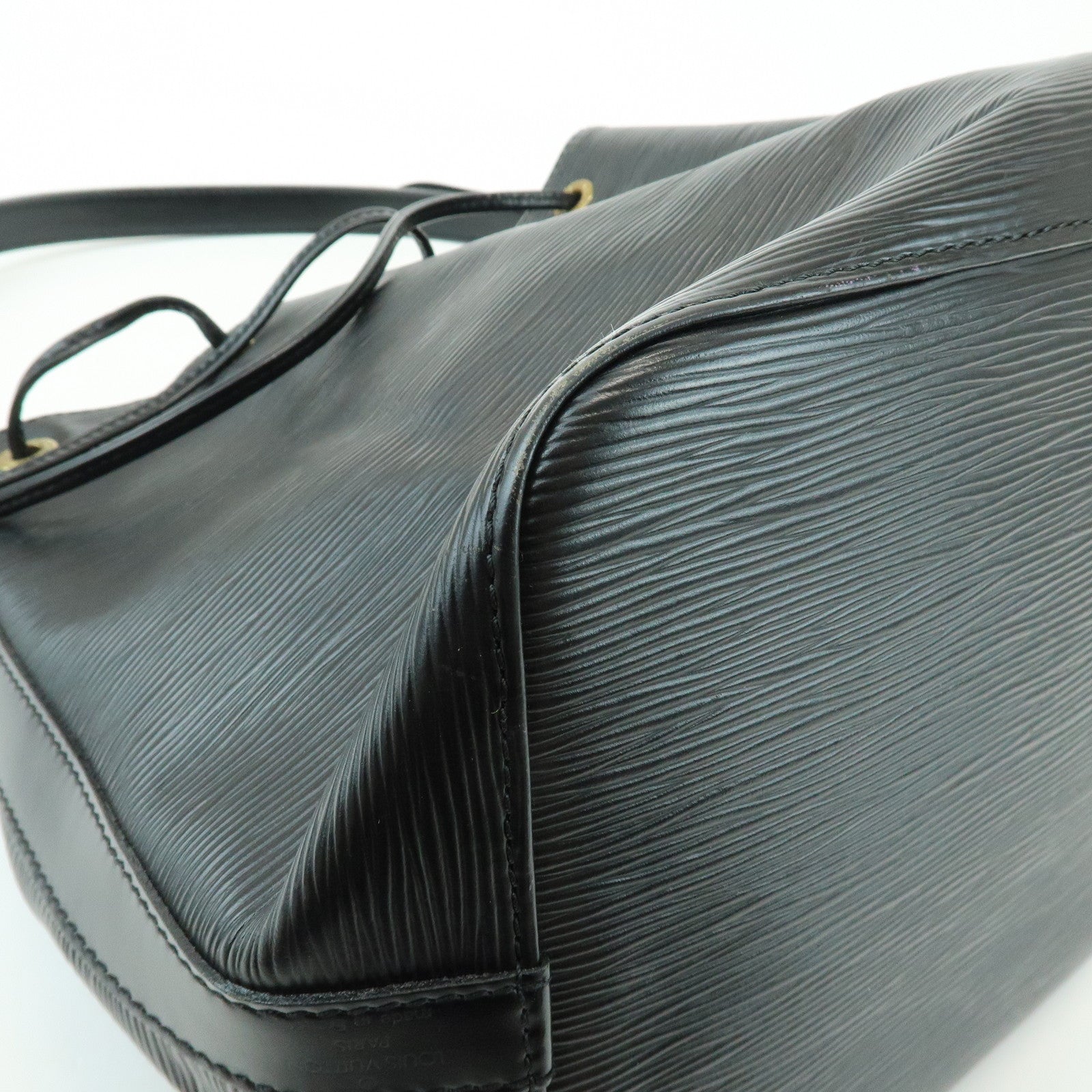 Louis Vuitton Epi Petit Noe Shoulder Bag Noir Black M44102