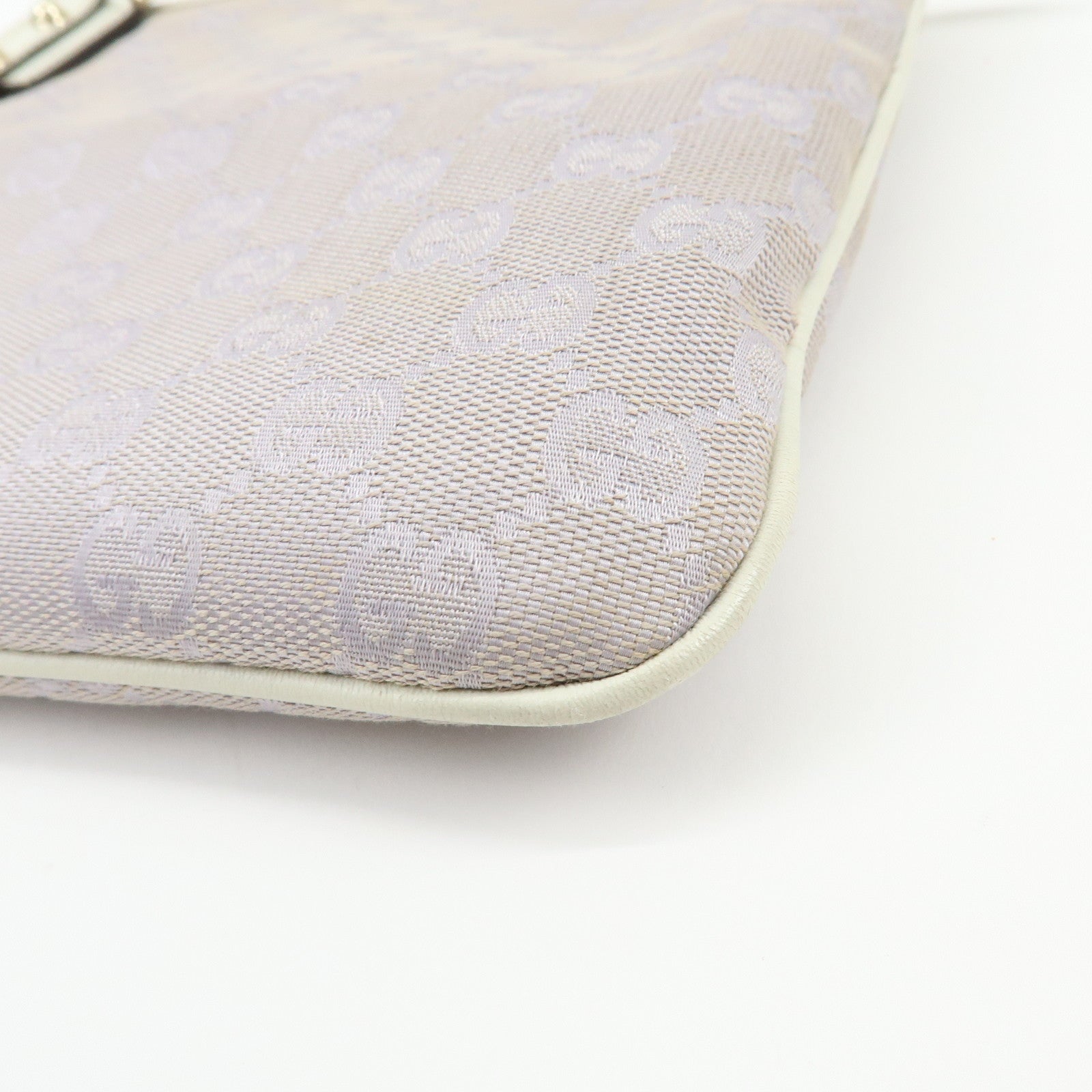 GUCCI GG Canvas Leather Shoulder Bag Light Purple White 257246