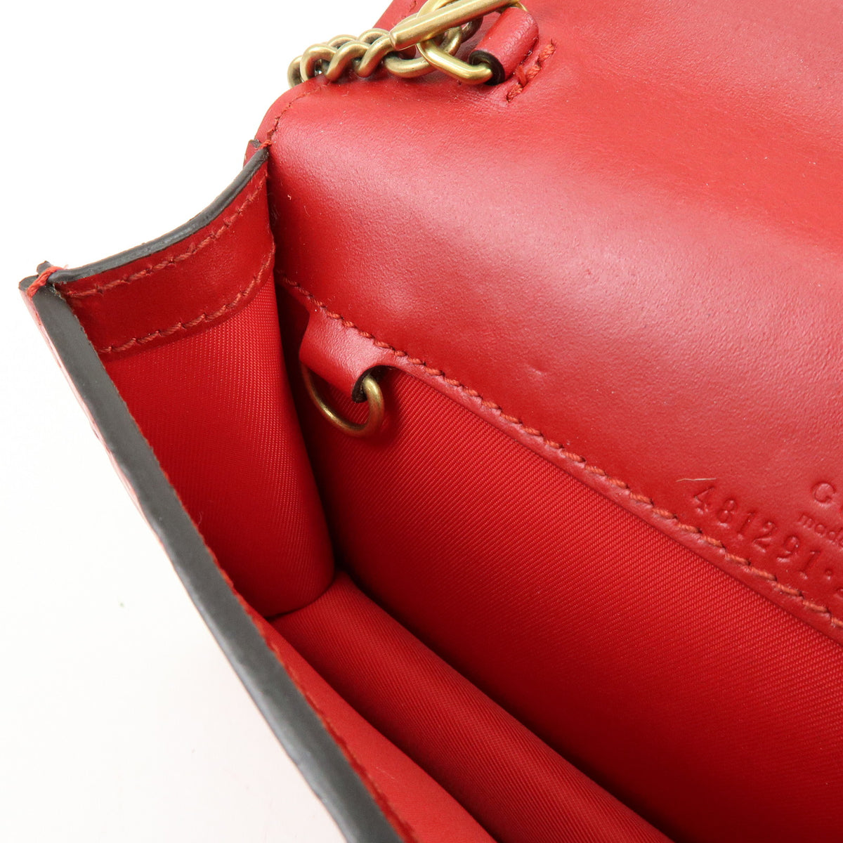 GUCCI Interlocking G Guccissima Chain Shoulder Bag Cherry 481291
