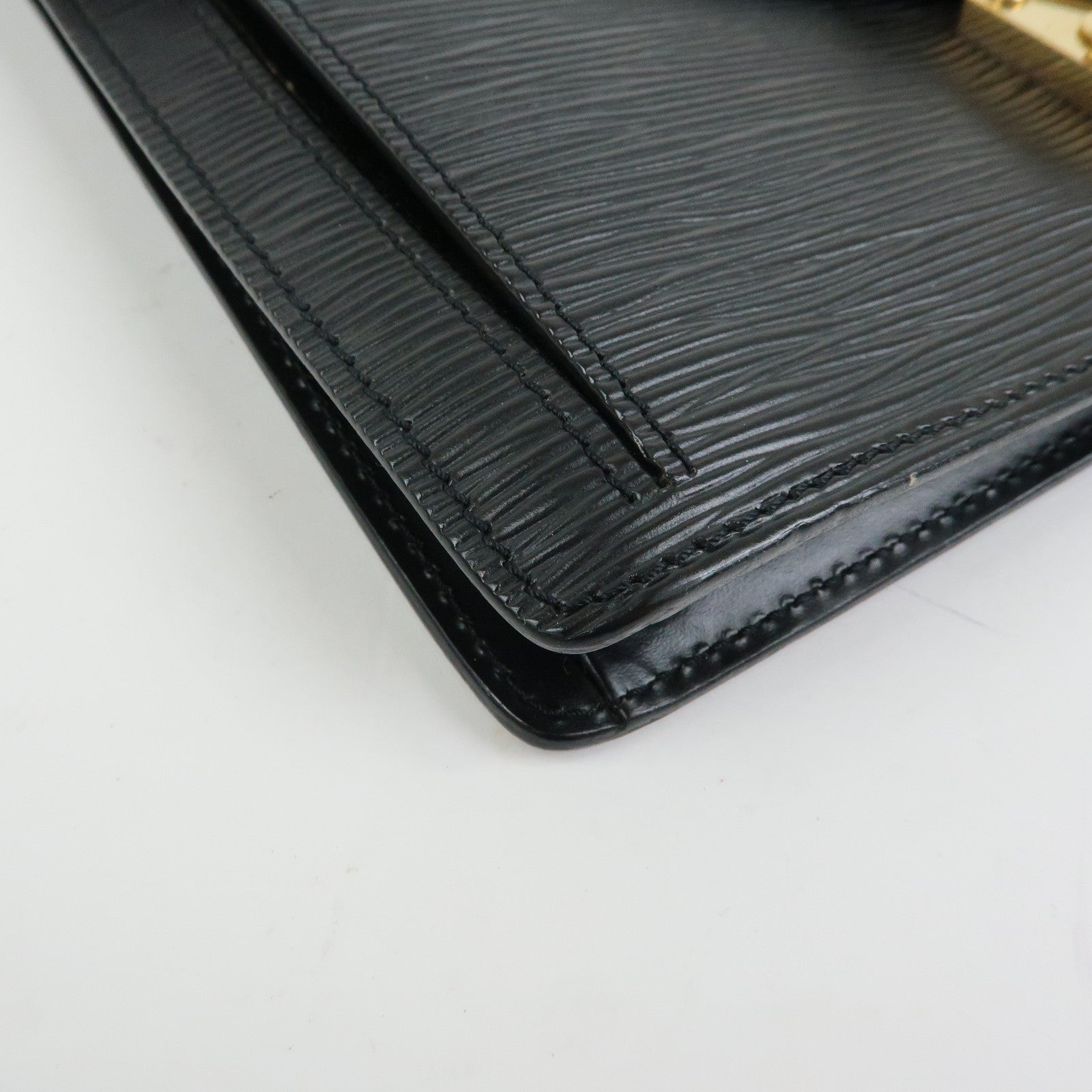Louis Vuitton Epi Sellier Dragonne Leather Clutch Bag Noir Black M52612