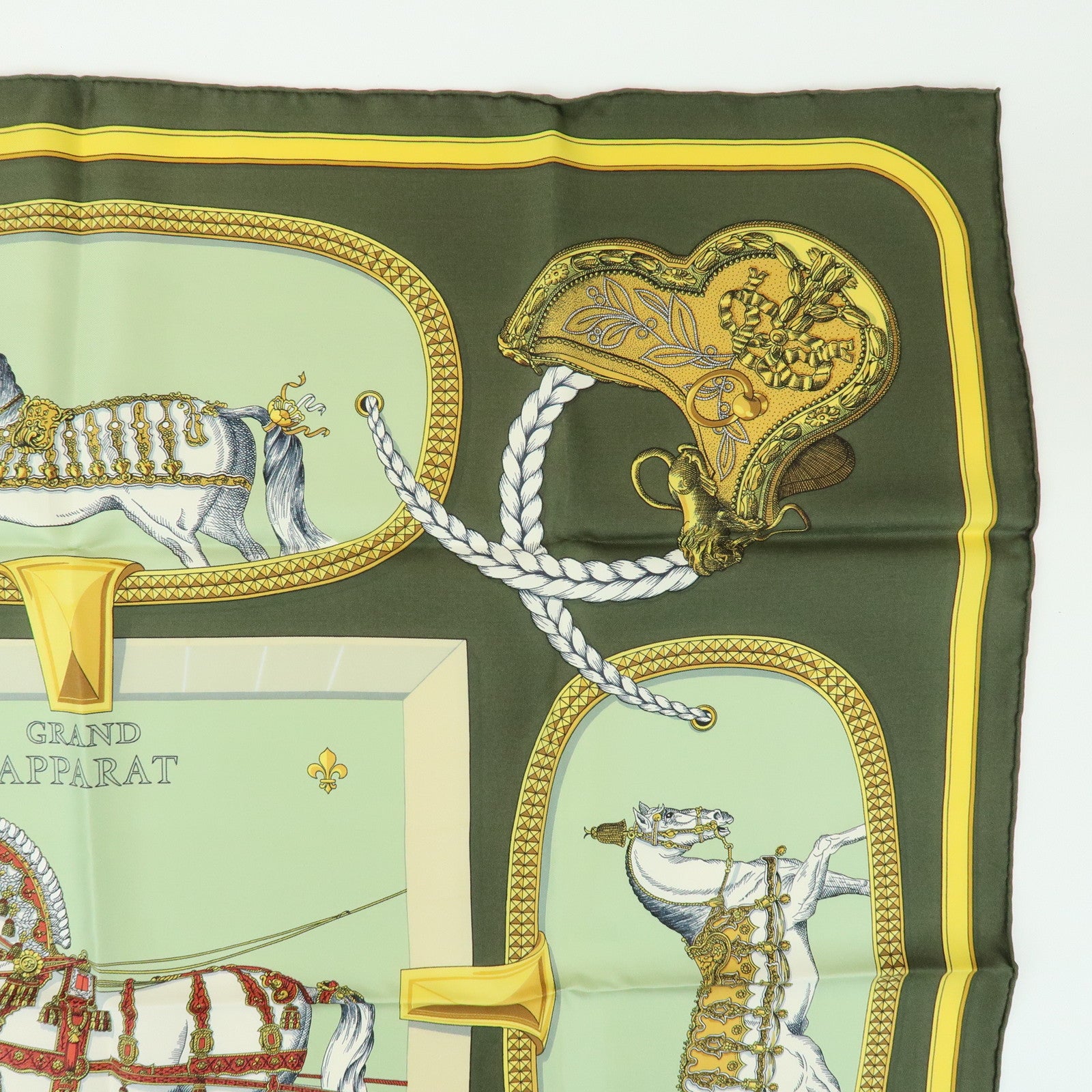 HERMES Carre 90 Silk 100% Scarf GRAND APPARAT Khaki Gold Green