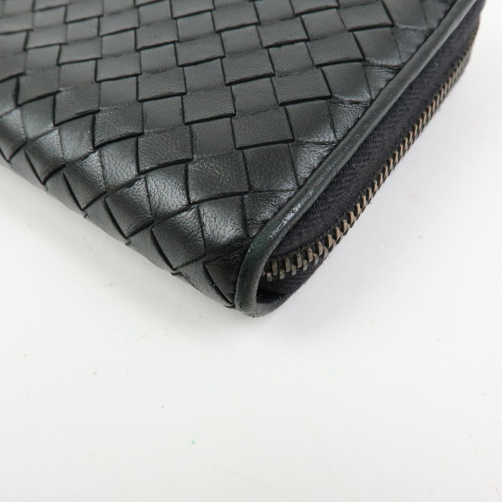 BOTTEGA VENETA Intrecciato Leather Round Zippy Long Wallet Black