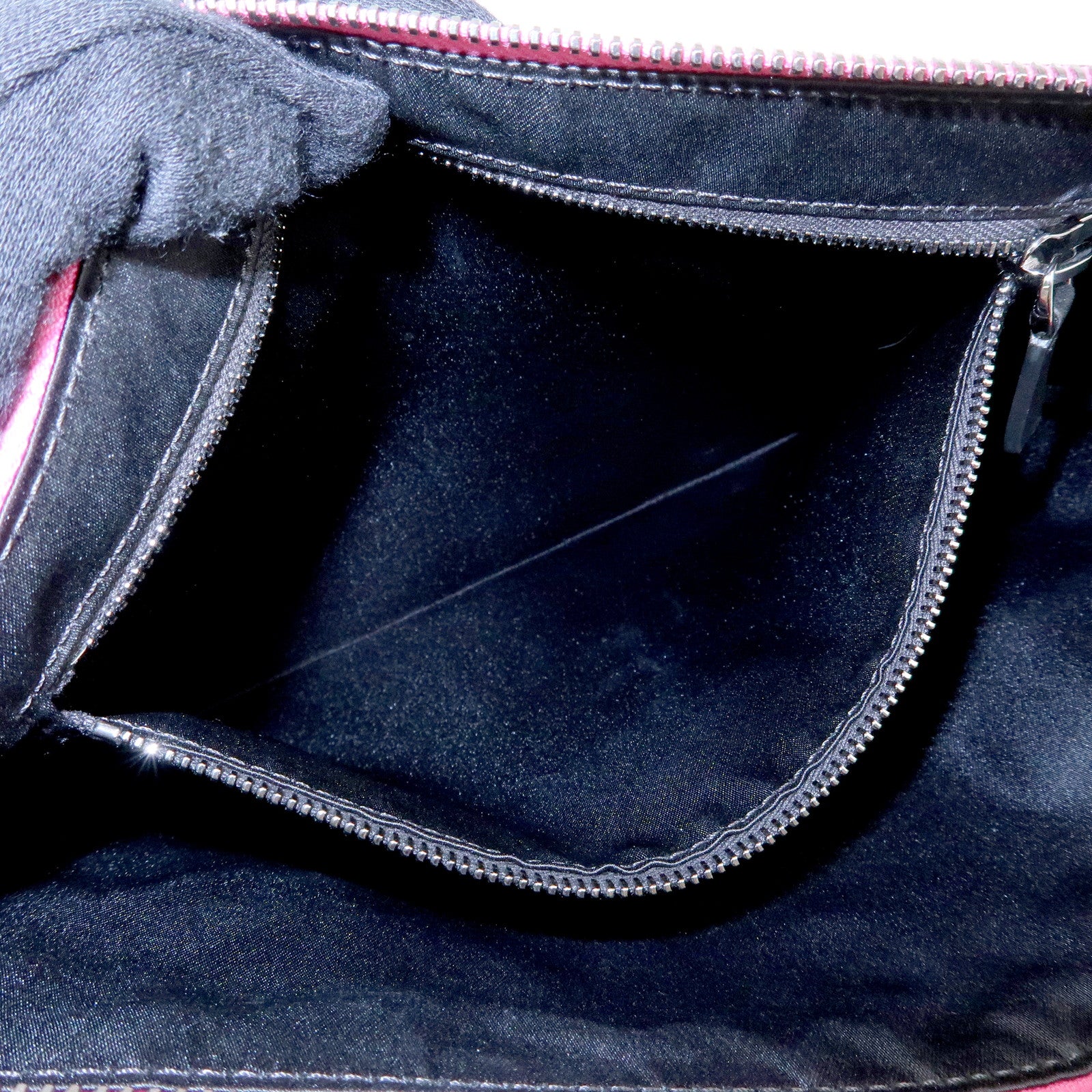 VALENTINO ROCKSTUD Leather Clutch Bag Pouch Pink