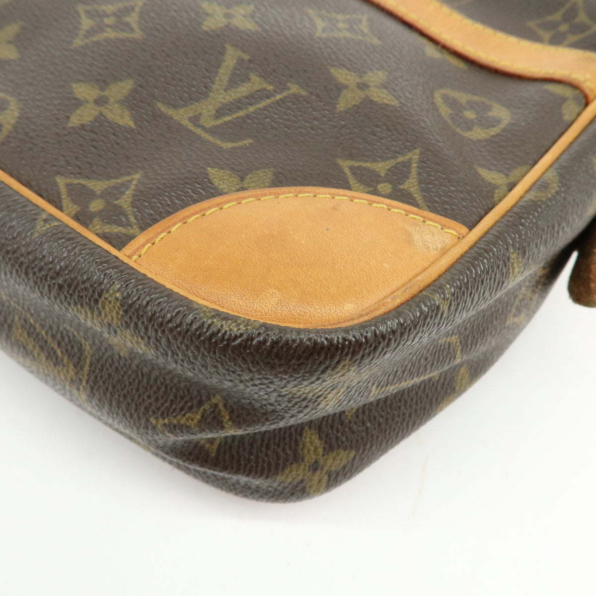 Louis Vuitton Monogram Compiegne 28 Pouch Clutch Bag Brown M51845