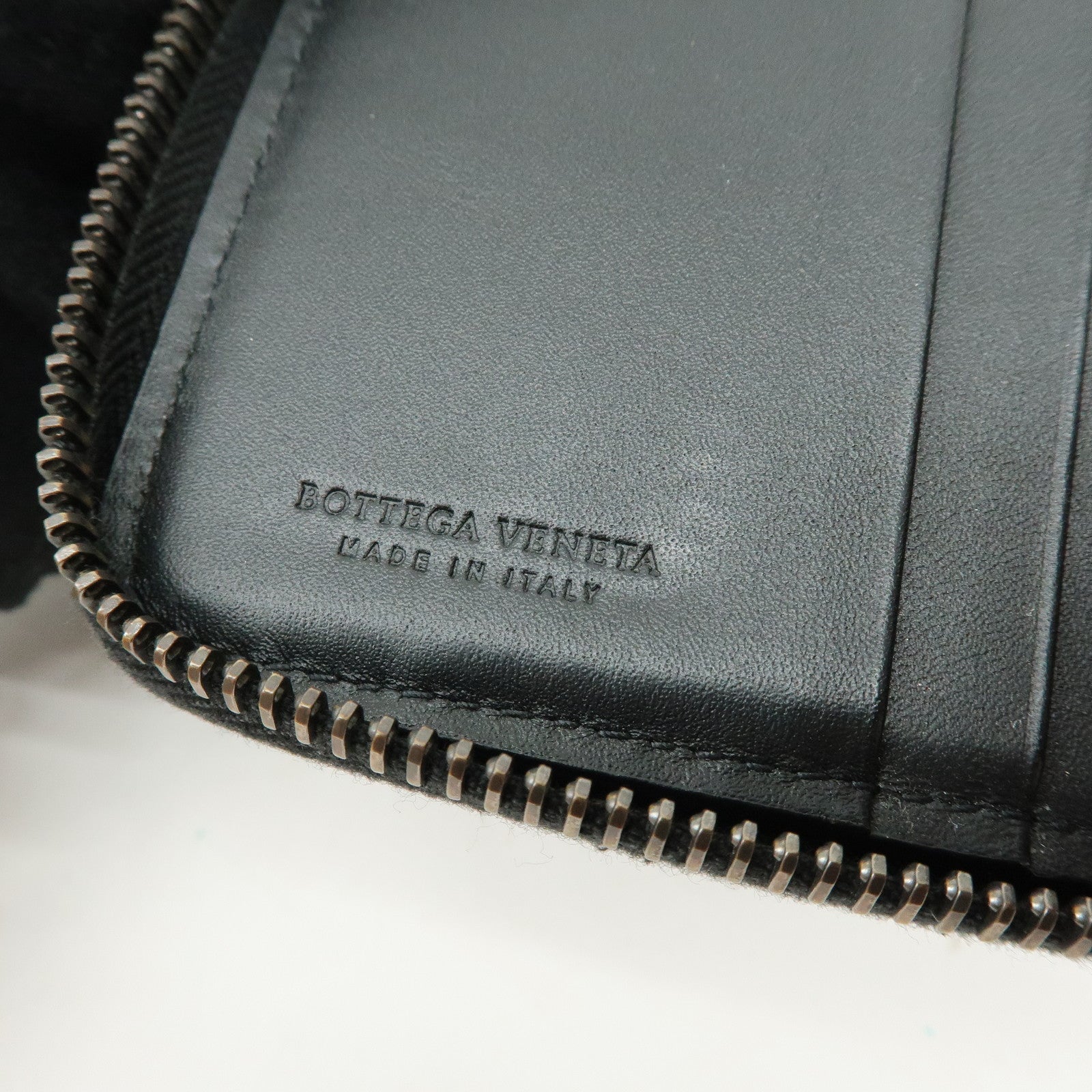 Bottega Veneta Intrecciato Nappa Leather Bi-fold Comact Wallet 510293