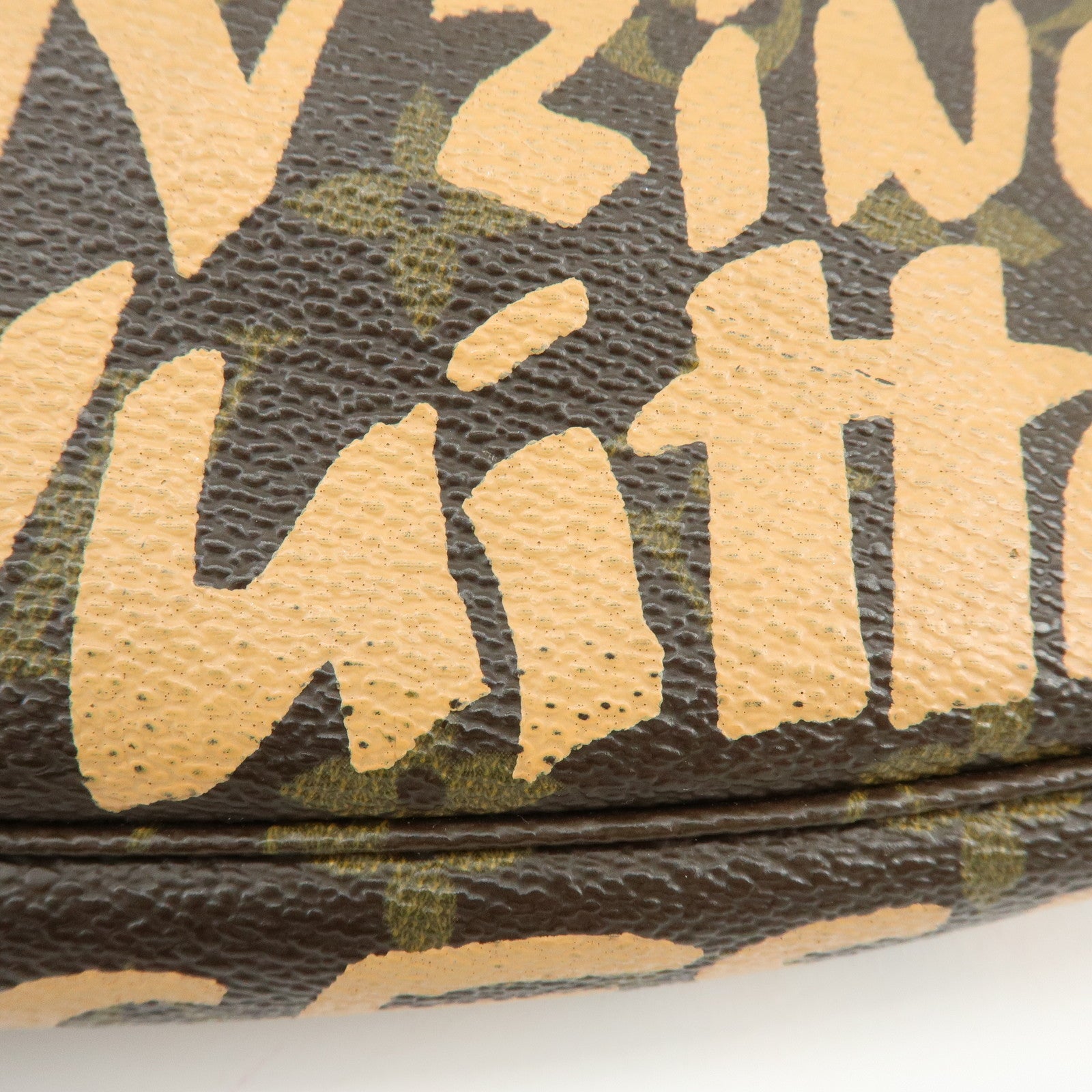 Louis Vuitton Monogram Graffiti Pochette Accessoires Hand Bag M92193