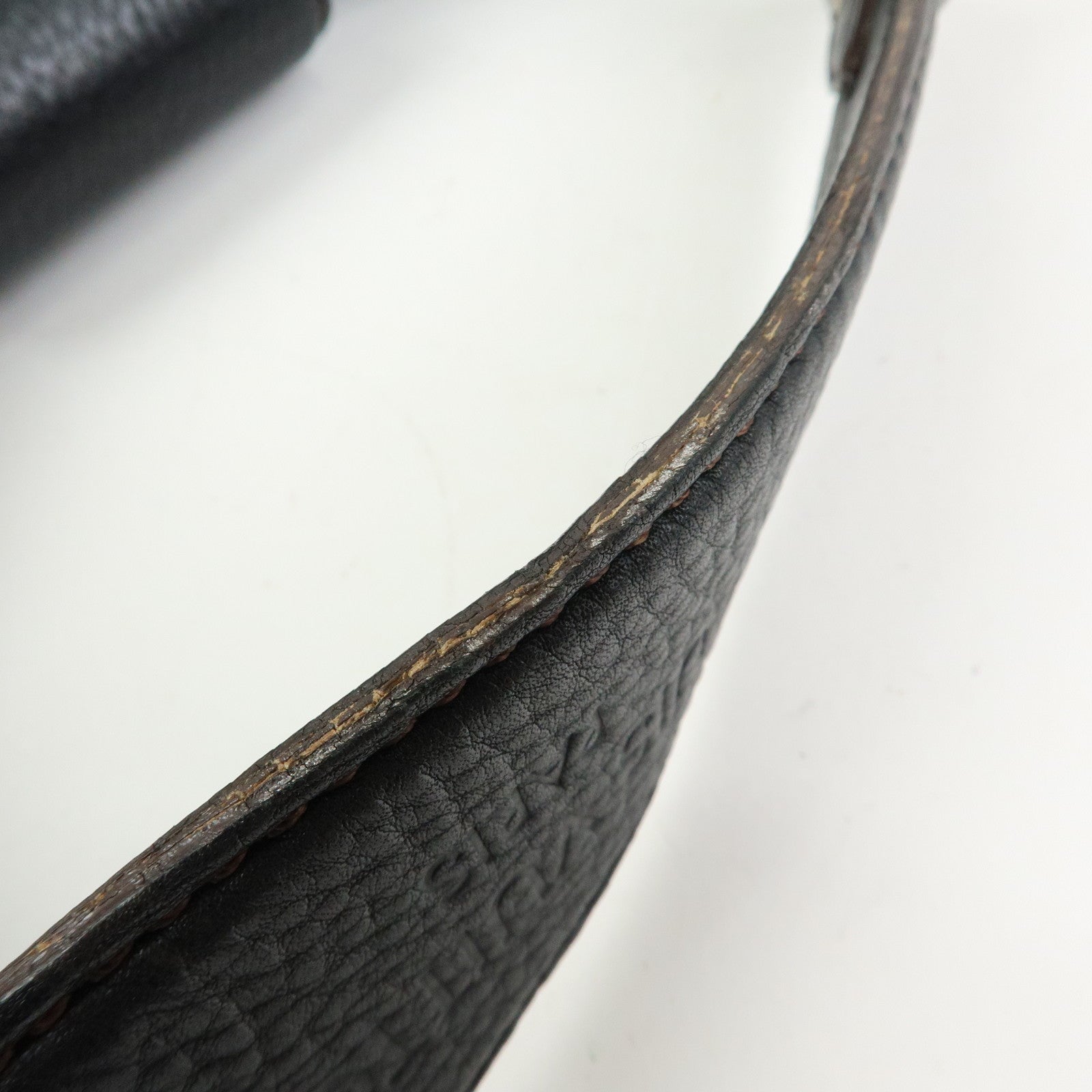 Louis Vuitton Monogram Mahina Solar PM Shoulder Bag Noir M93127