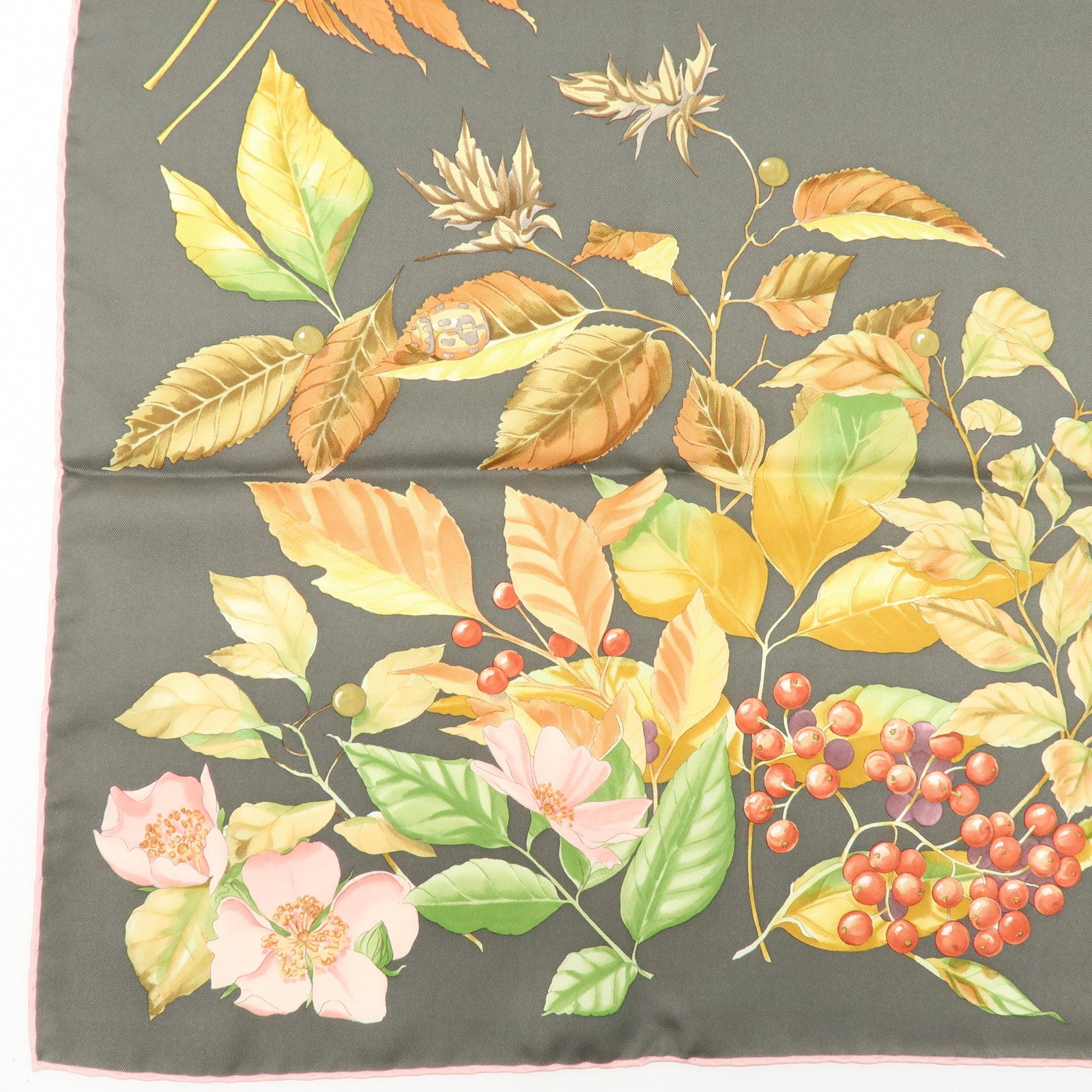 Ferragamo Silk100% Flower Print Scarf Shawl Gray Pink
