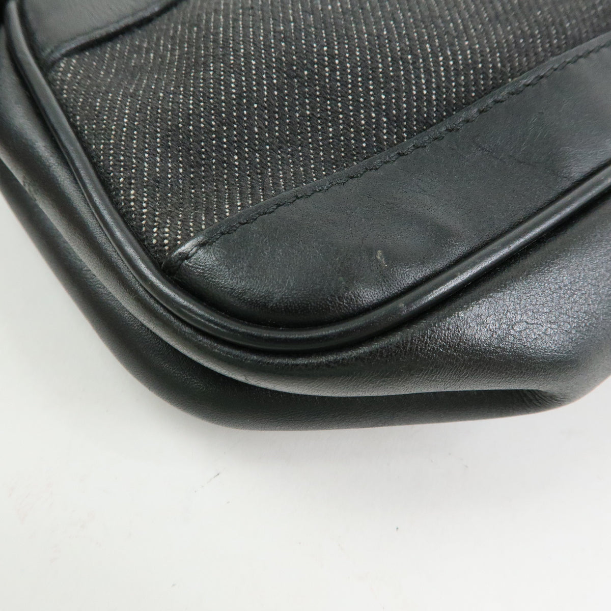 GUCCI Sherry Accessory Pouch Denim Canvas Leather Hand Bag Black 92820