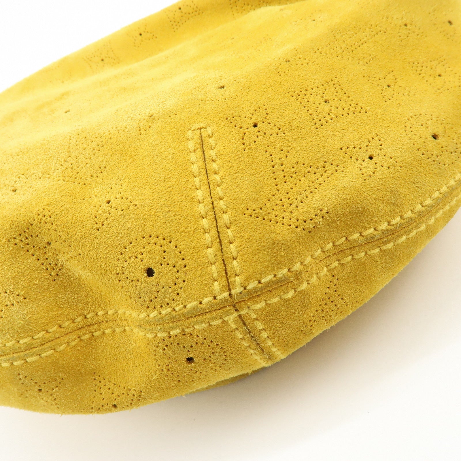 louis-vuitton-monogram-mahina-onata-gm-shoulder-bag-yellow-m95118-1