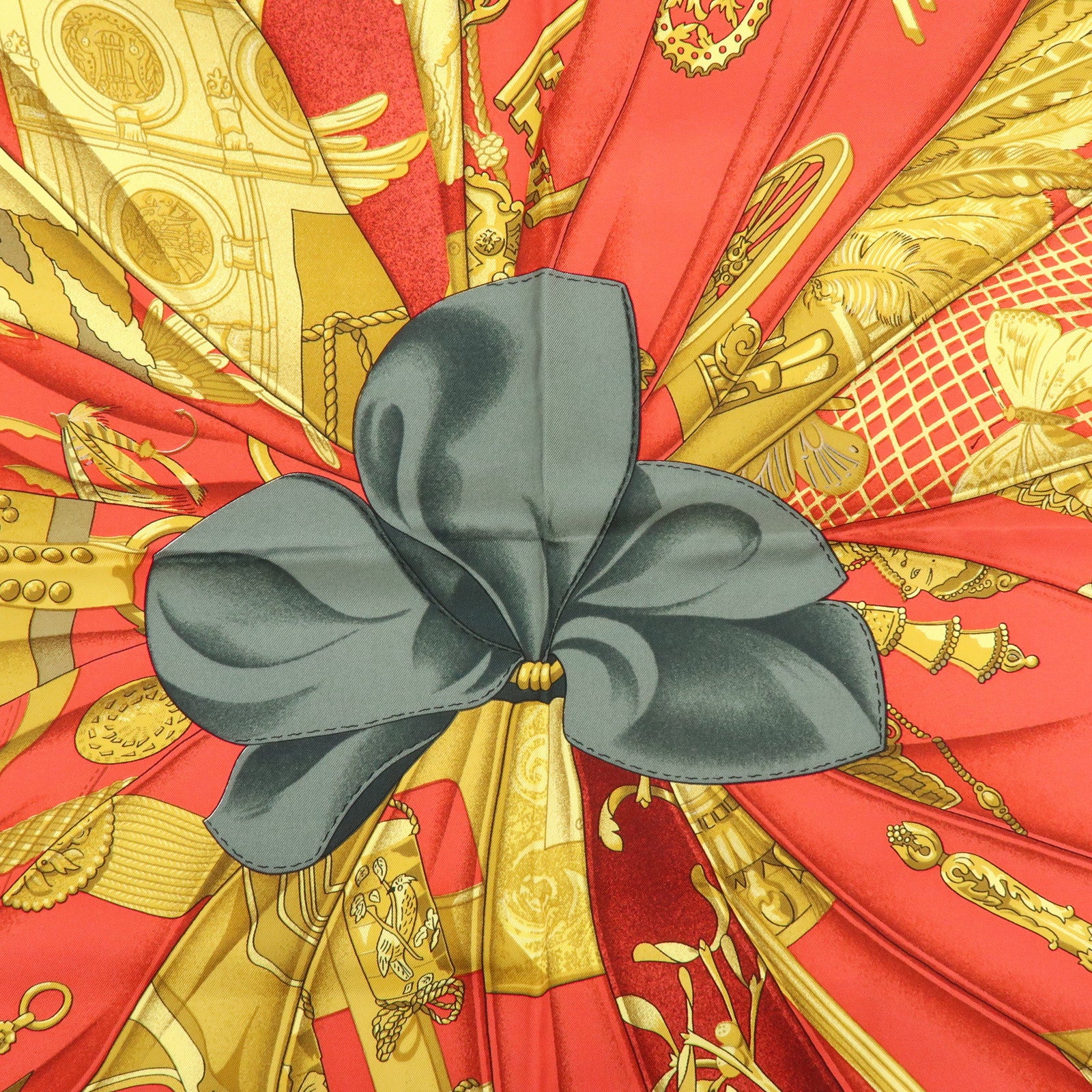 HERMES Carre 90 Silk 100% Scarf Soleil de Soie  Red Navy Gold
