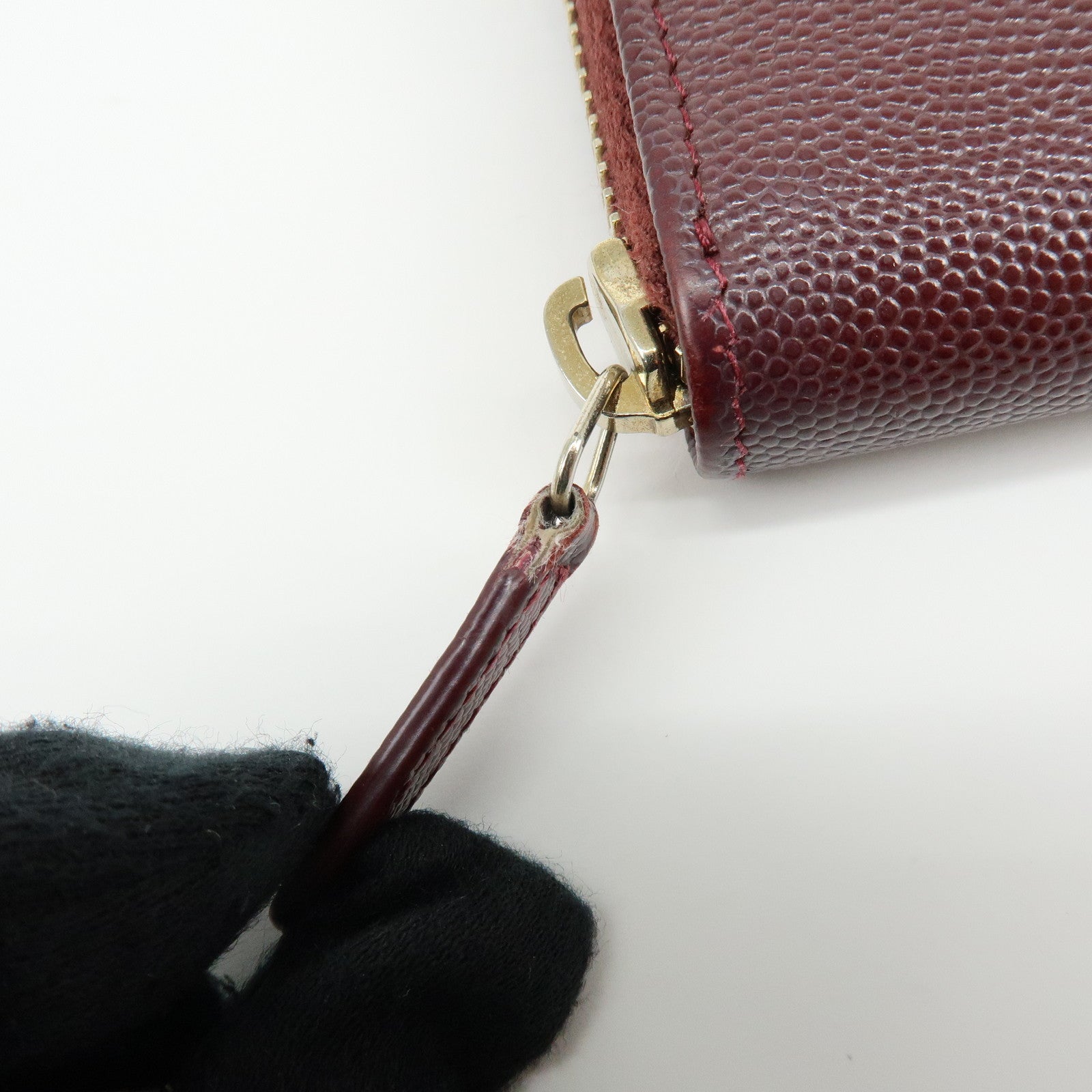 CHANEL Deauville COCO Mark Caviarskin Round Zippy Long Wallet A82281