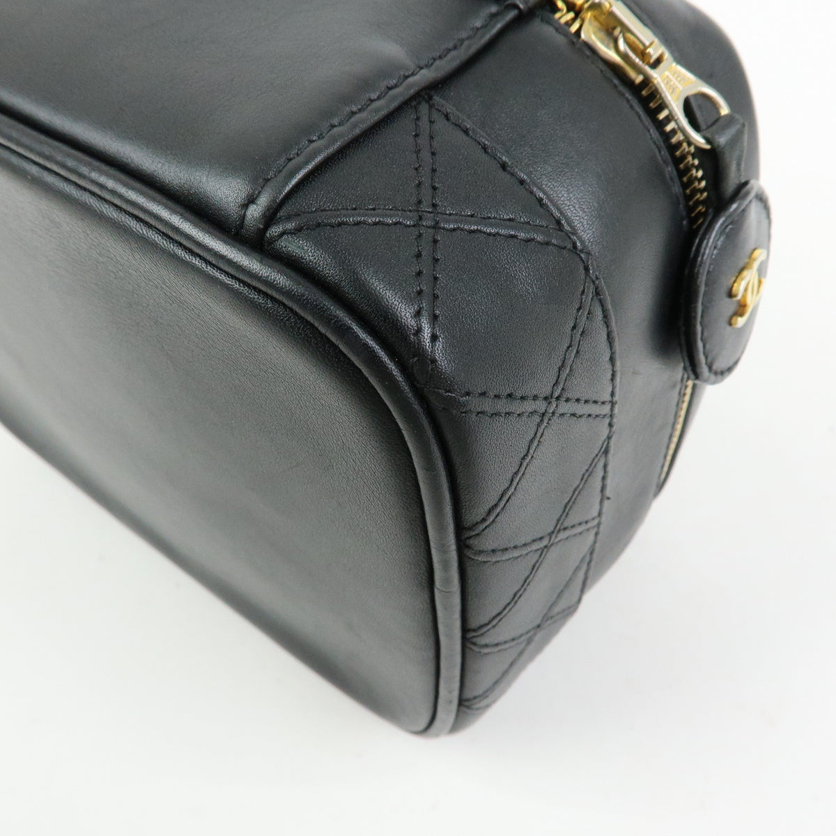 CHANEL Bicolore COCO Mark Calf Leather Vanity Bag Black A01618