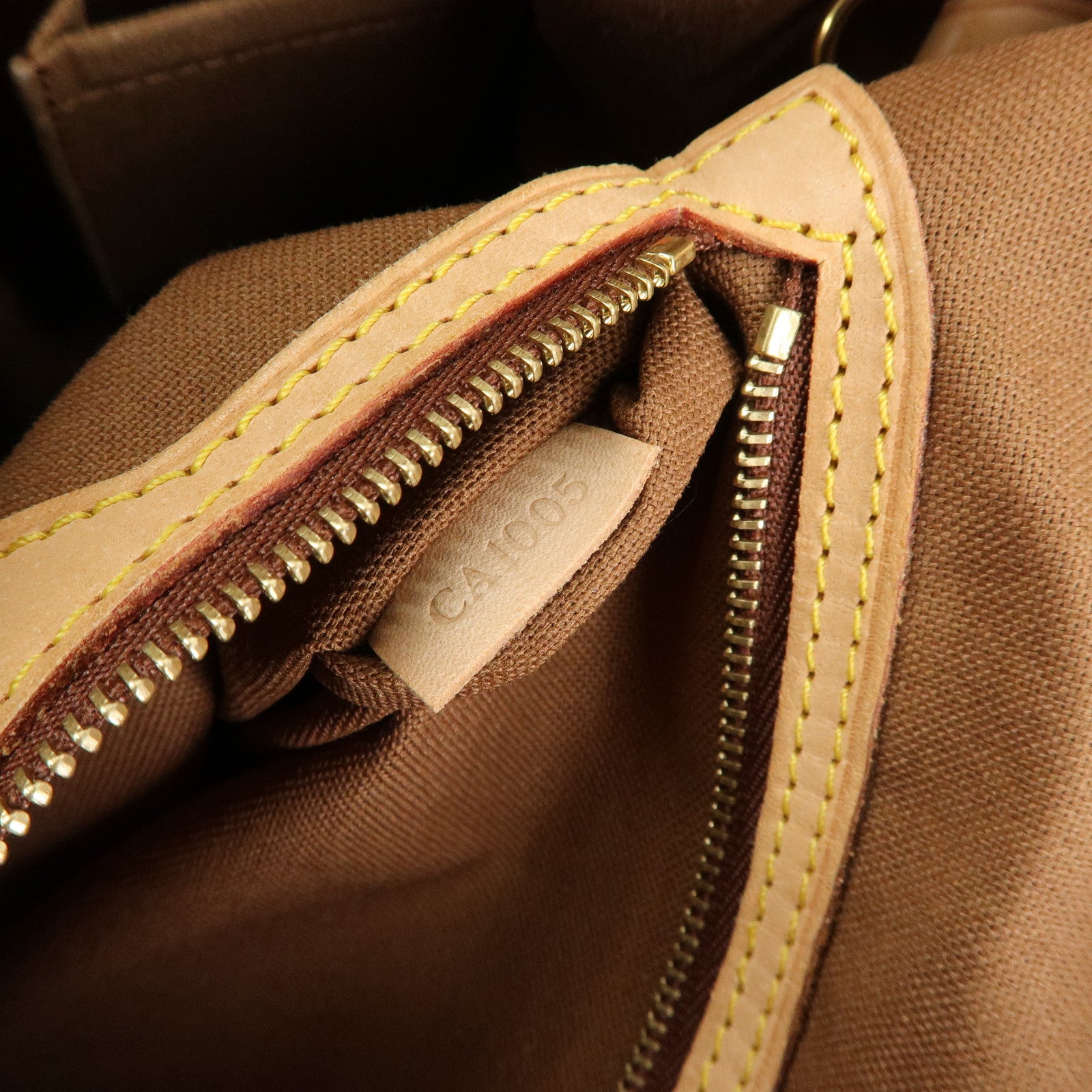 Louis Vuitton Monogram Canvas Batignolles Vertical Tote Bag M51153