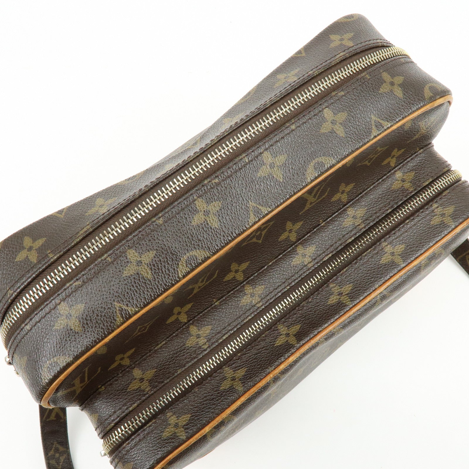 Louis Vuitton Monogram Nile Shoulder Bag Crossbody Bag M45244