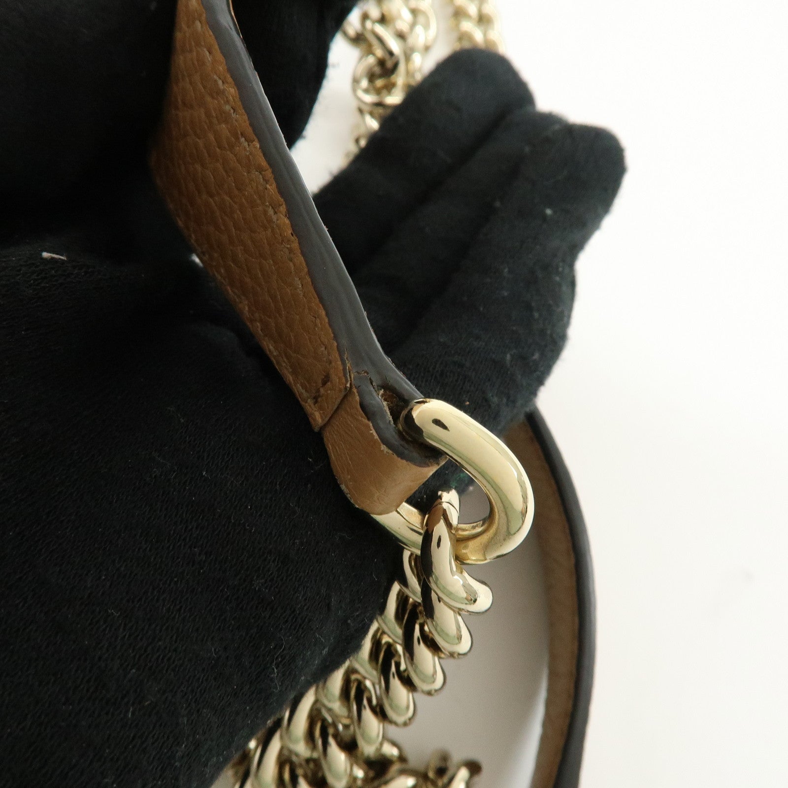 GUCCI SOHO Interlocking G Leather Chain Shoulder Bag Beige 536196