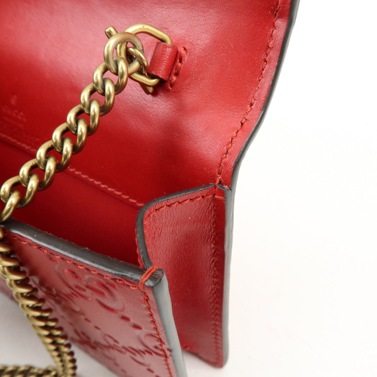 GUCCI Interlocking G Guccissima Chain Shoulder Bag Cherry 481291