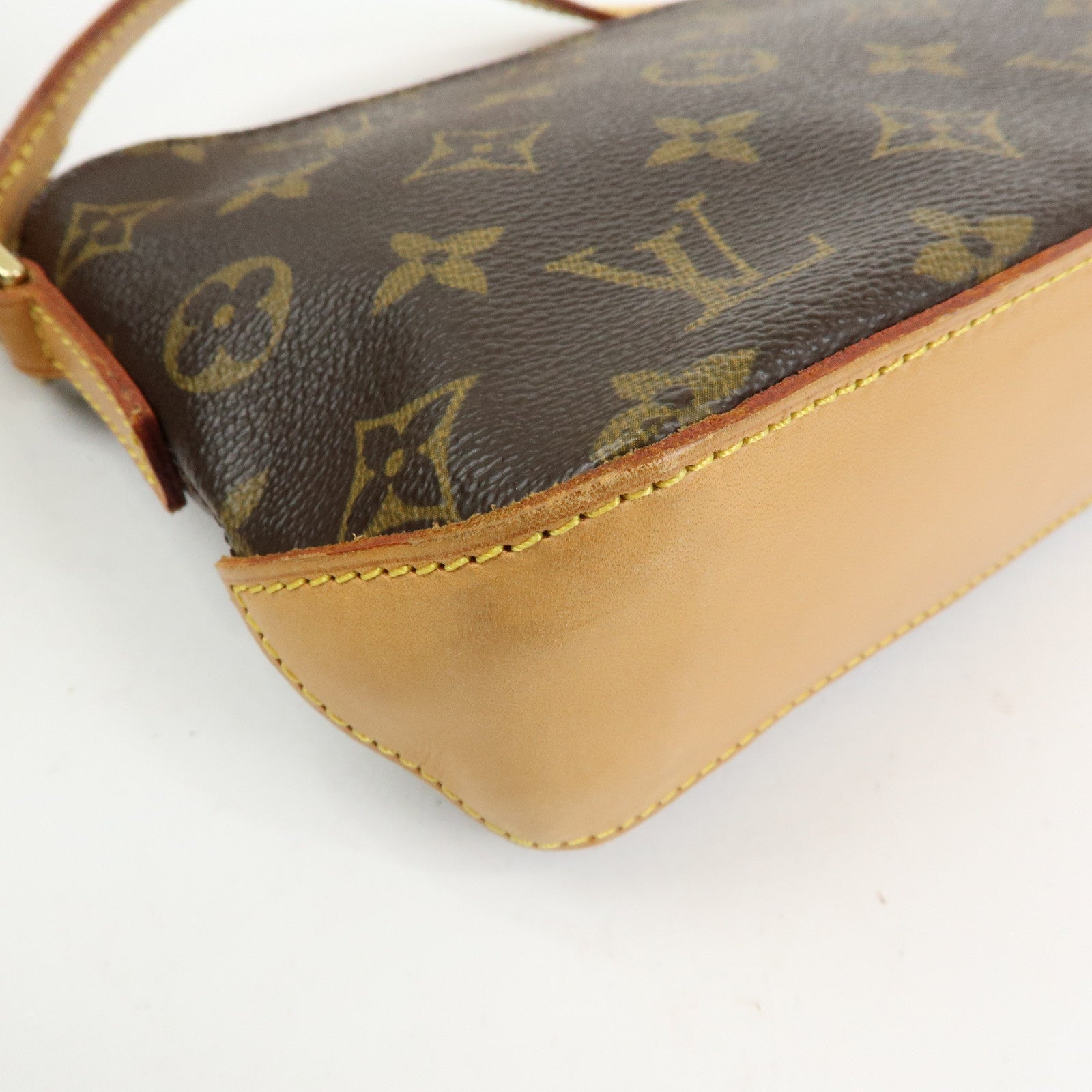 Louis Vuitton Monogram Trotteur Canvas Shoulder Bag Brown M51240