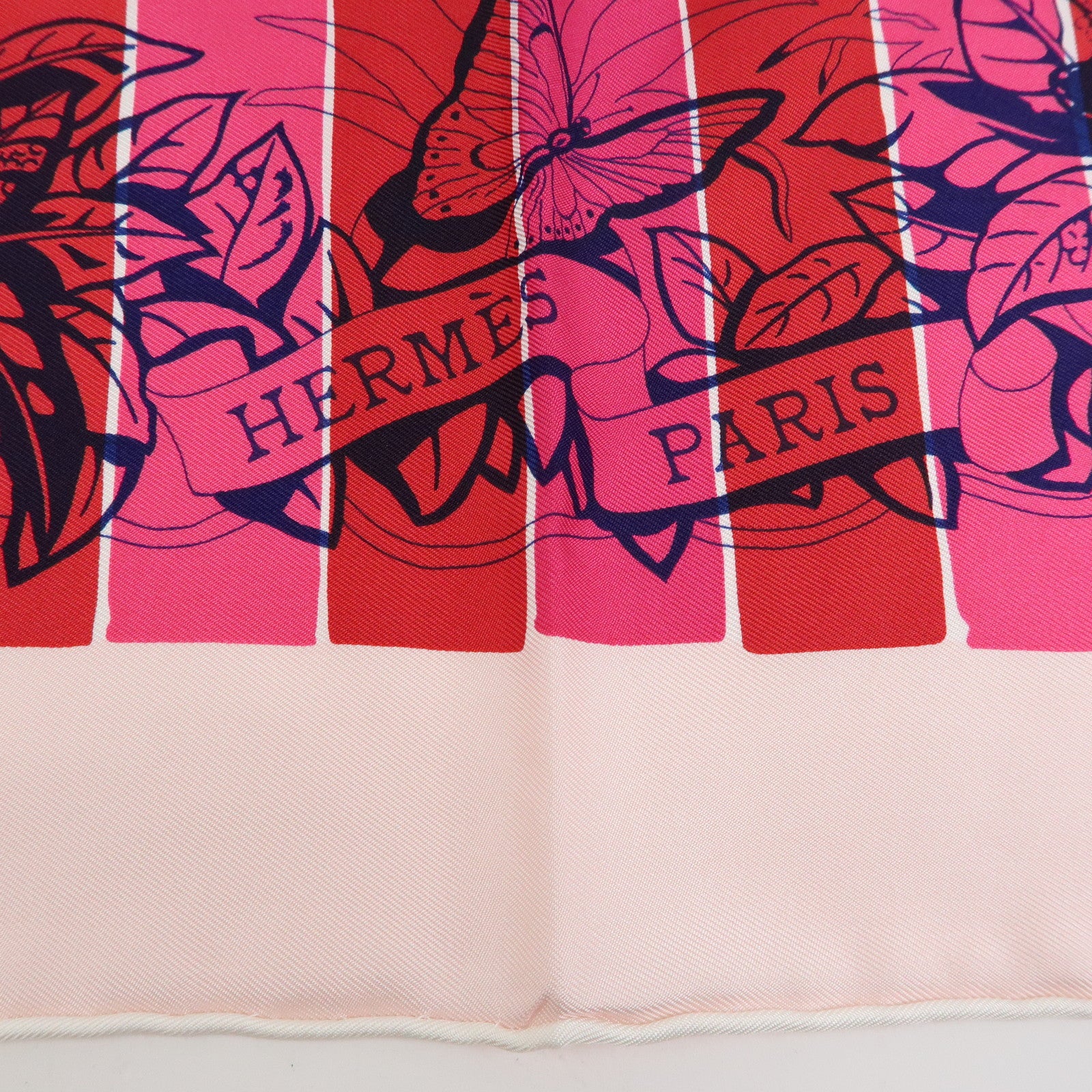 HERMES Carre 90 Silk 100% Scarf JUNGLE LOVE Stripe Pink Red Purple