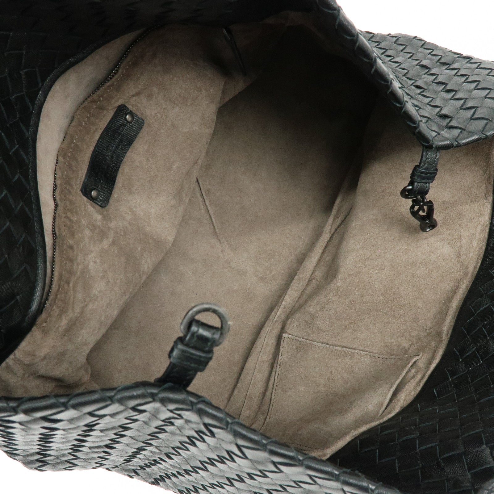 BOTTEGA VENETA Intrecciato Chester Leather Shoulder Bag Tote Bag Black
