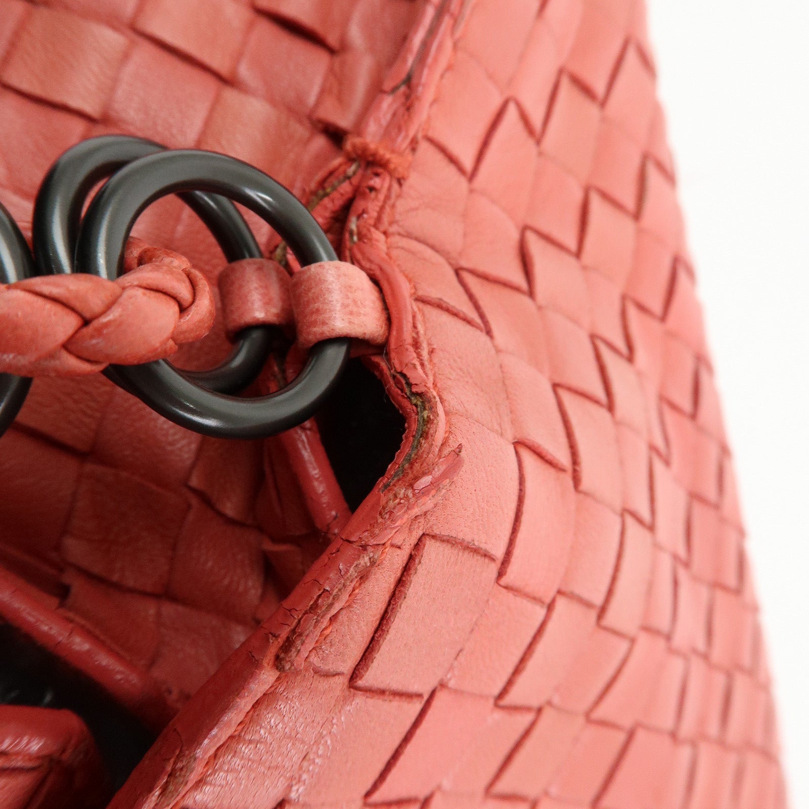 BOTTEGA VENETA Intracciato Leather Shoulder Bag  Hand Bag Coral V0016
