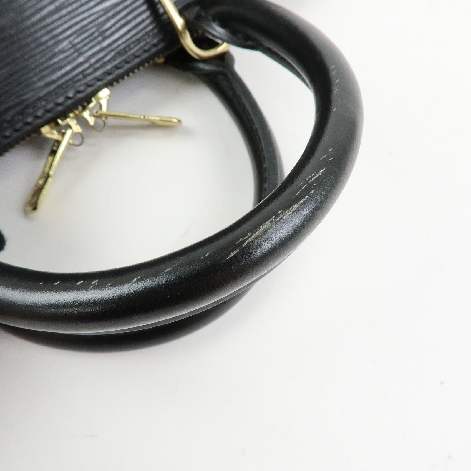 Louis Vuitton Epi Alma Hand Bag Noir Black M52142