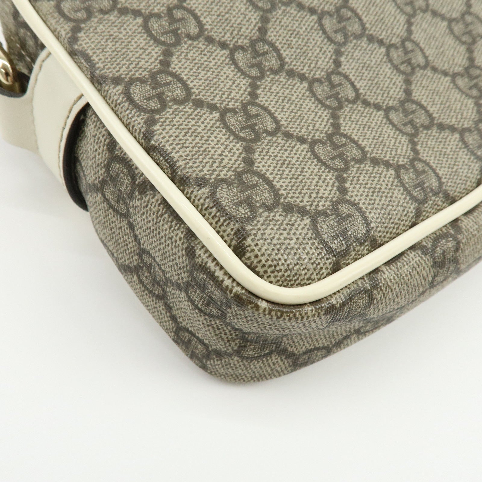 GUCCI GG Supreme Leather Shoulder Bag Crossbody Bag  Beige White 201447