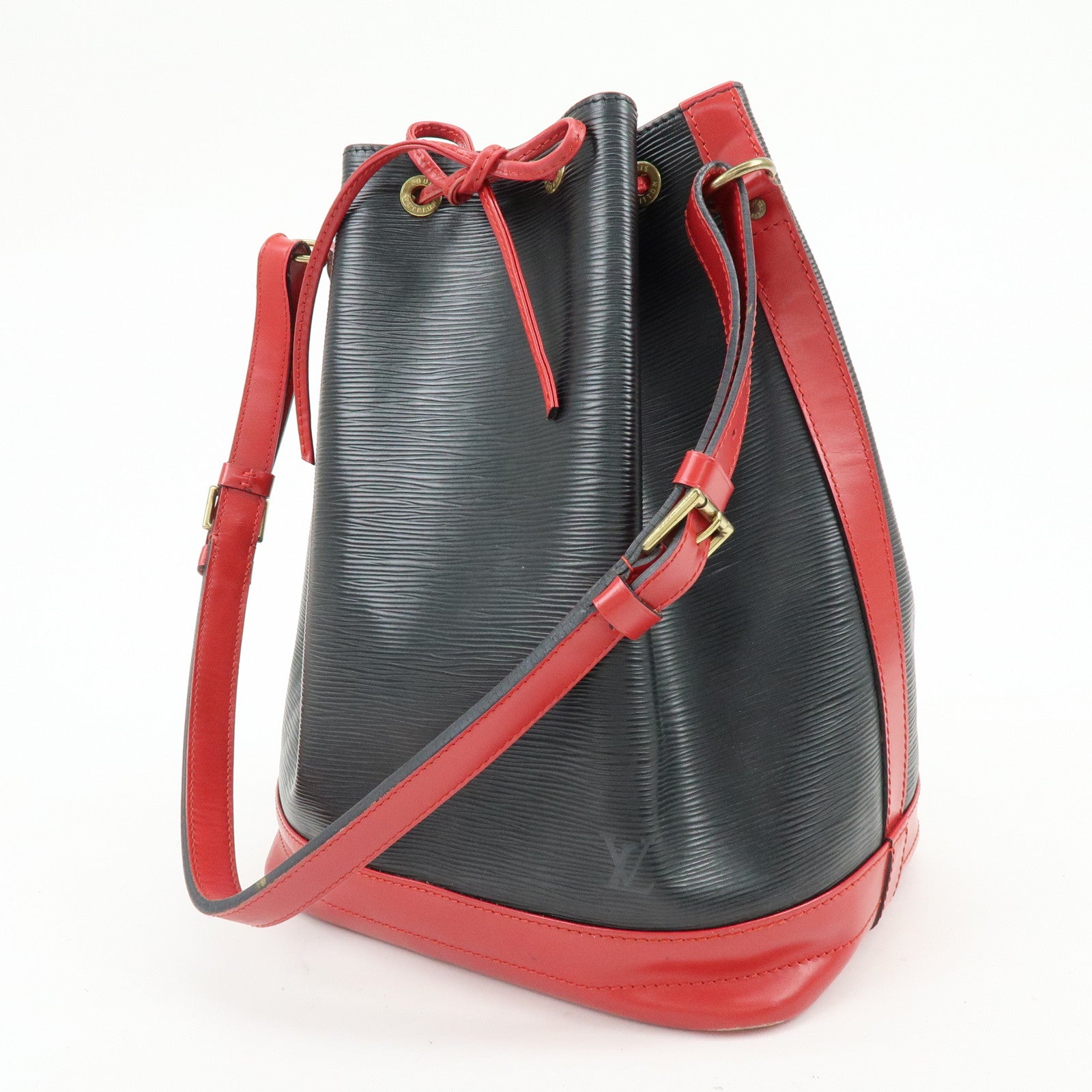 Louis Vuitton Epi Noe Leather Shoulder Bag Noir Castilian Red M44017