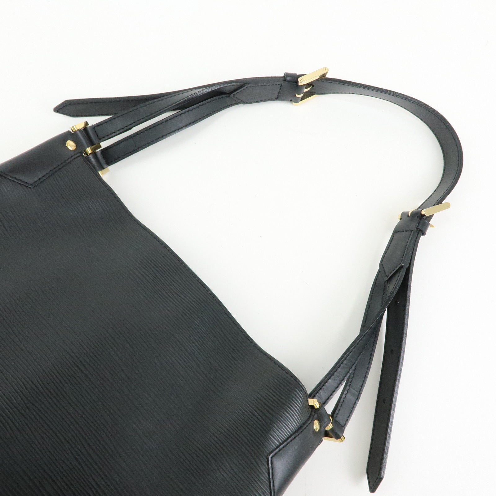Louis Vuitton Epi Mandala MM Shoulder Bag Noir Black M58892