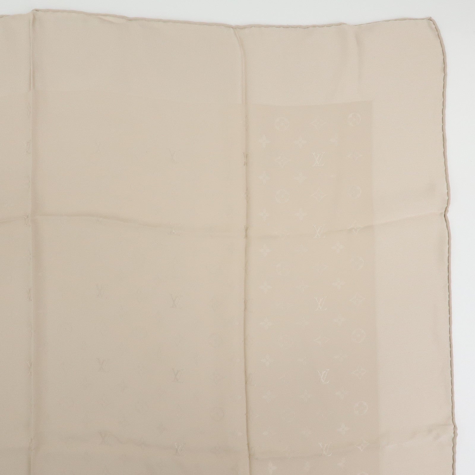 Louis Vuitton Monogram Silk 100% Scarf Shawl Beige
