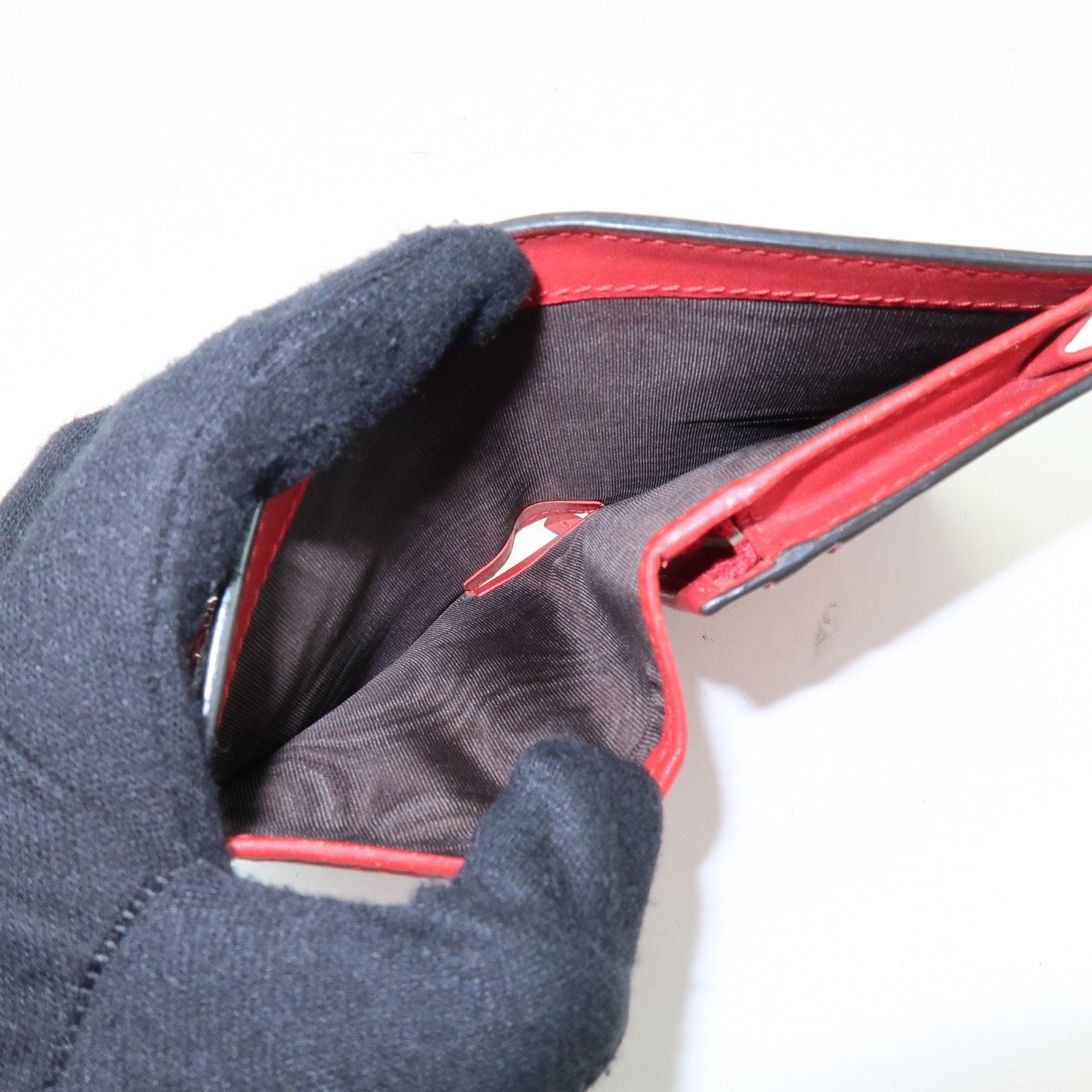 GUCCI Interlocking G Cherry GG Supreme Compact Wallet Beige 476050